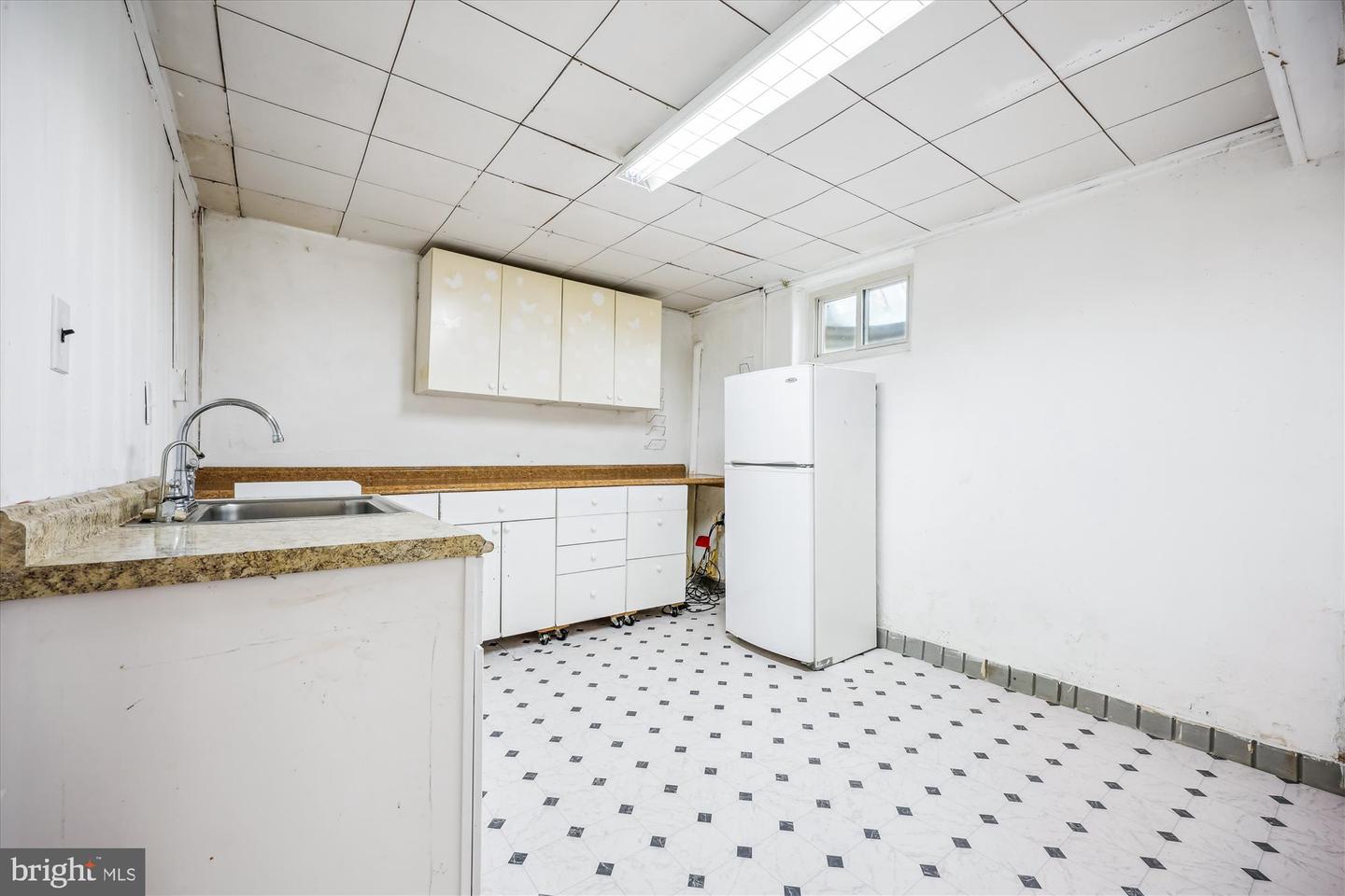 Silver Spring, Maryland, 20903, United States, 4 Bedrooms Bedrooms, ,2 BathroomsBathrooms,Residential,For Sale,1906591