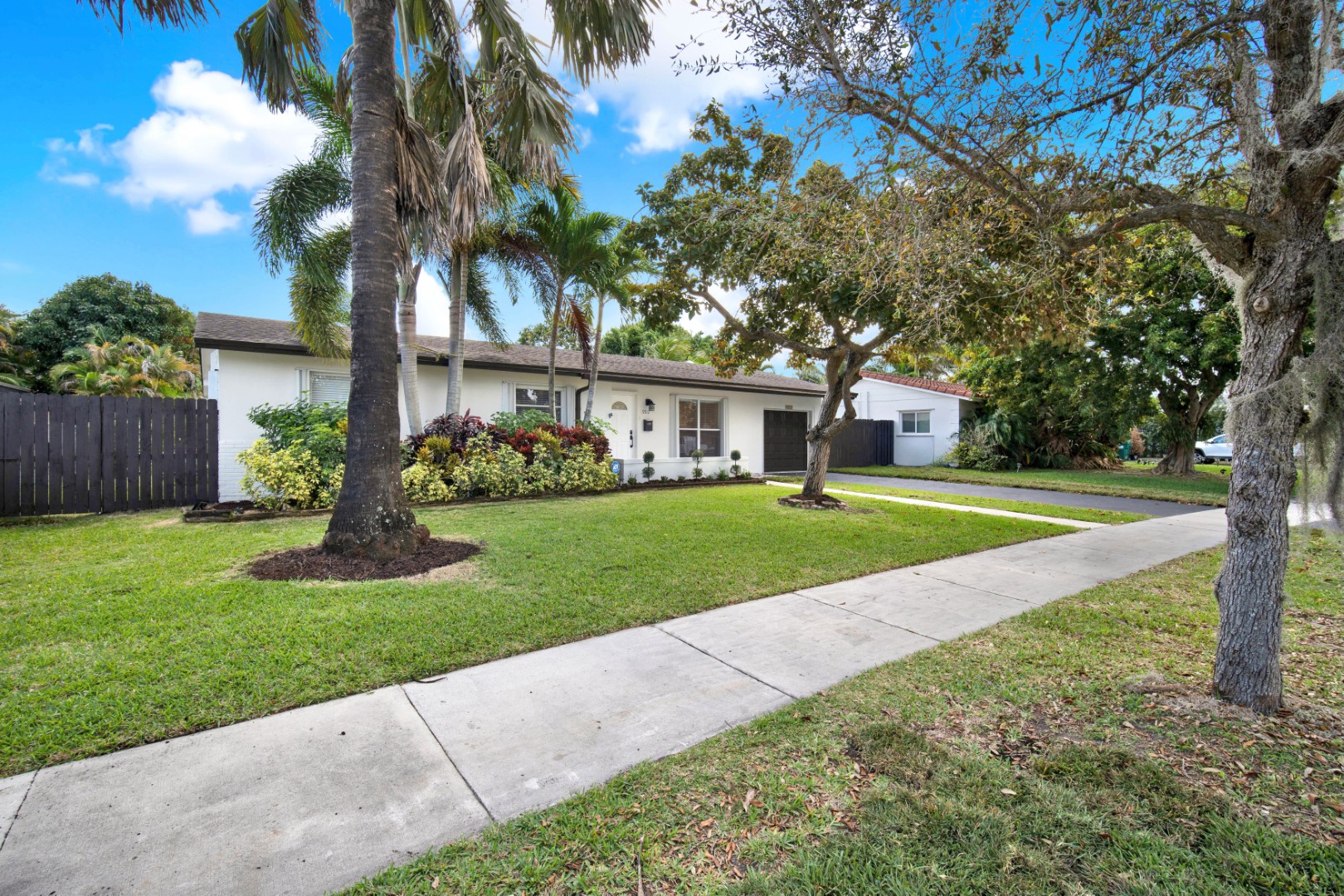 Palmetto Bay, Florida, 33157, United States, 4 Bedrooms Bedrooms, ,3 BathroomsBathrooms,Residential,For Sale,1860660
