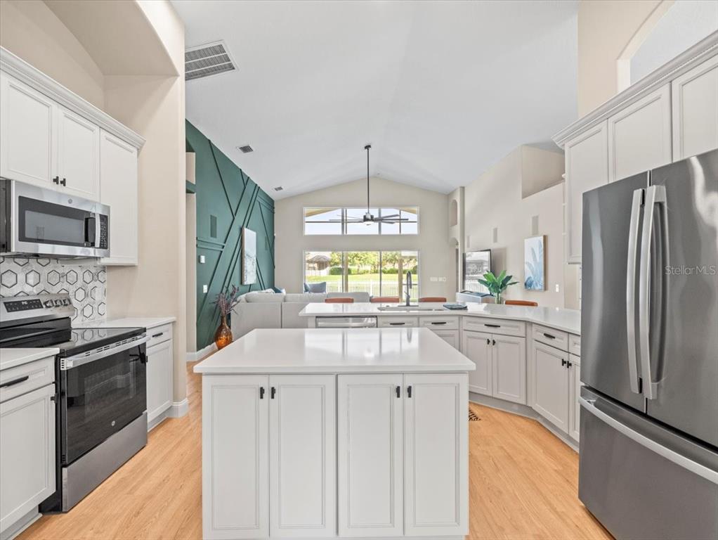 Wesley Chapel, Florida, 33545, United States, 4 Bedrooms Bedrooms, ,2 BathroomsBathrooms,Residential,For Sale,1962993