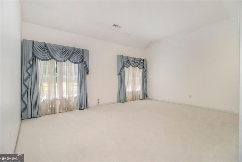 Atlanta, Georgia, 30331, United States, 5 Bedrooms Bedrooms, ,4 BathroomsBathrooms,Residential,For Sale,1908174