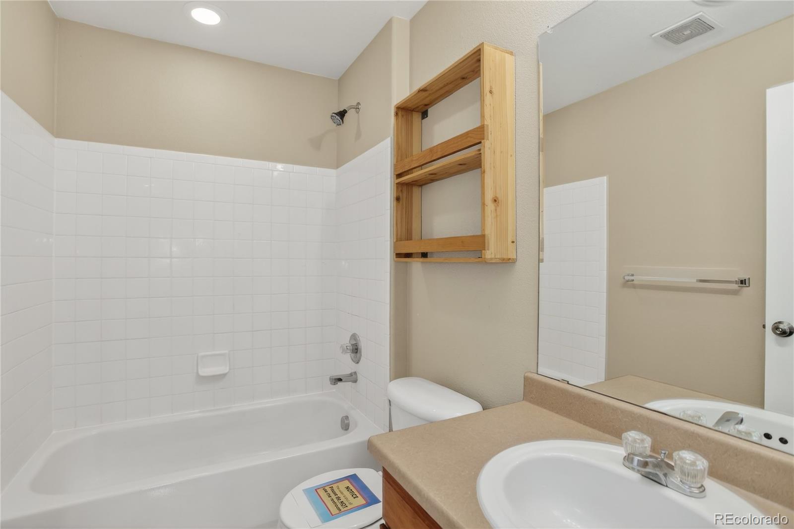 Commerce City, Colorado, 80022, United States, 3 Bedrooms Bedrooms, ,3 BathroomsBathrooms,Residential,For Sale,1989632