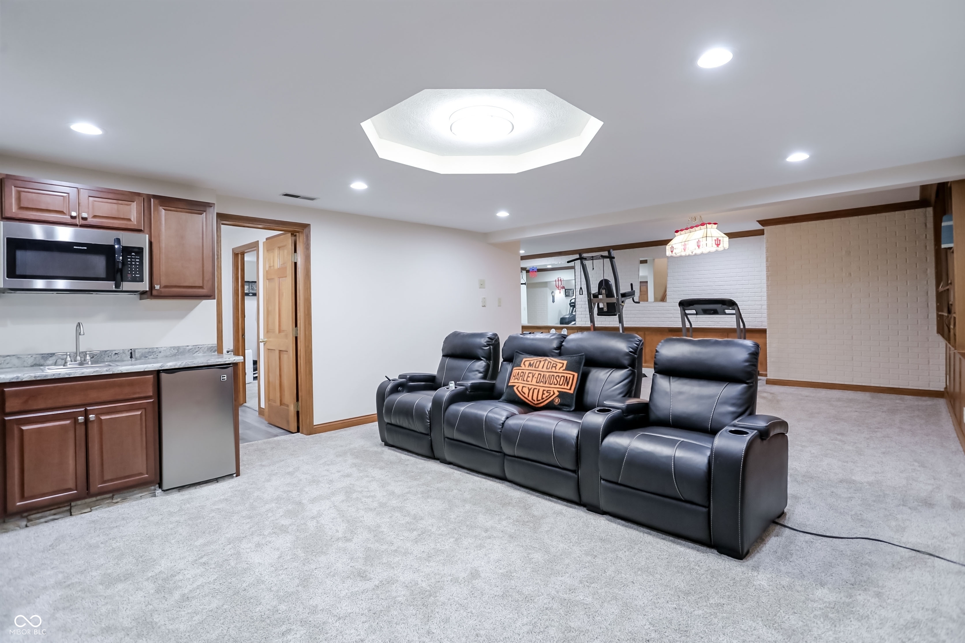 Greenfield, Indiana, 46140, United States, 3 Bedrooms Bedrooms, ,3 BathroomsBathrooms,Residential,For Sale,2035796