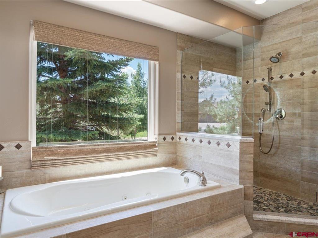 Montrose, Colorado, 81401, United States, 4 Bedrooms Bedrooms, ,3 BathroomsBathrooms,Residential,For Sale,1847638