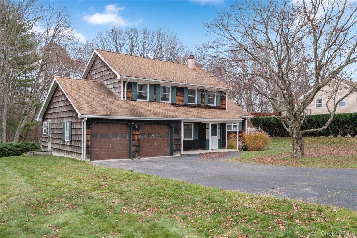 Mahopac, New York, 10541, United States, 4 Bedrooms Bedrooms, ,2 BathroomsBathrooms,Residential,For Sale,2001665