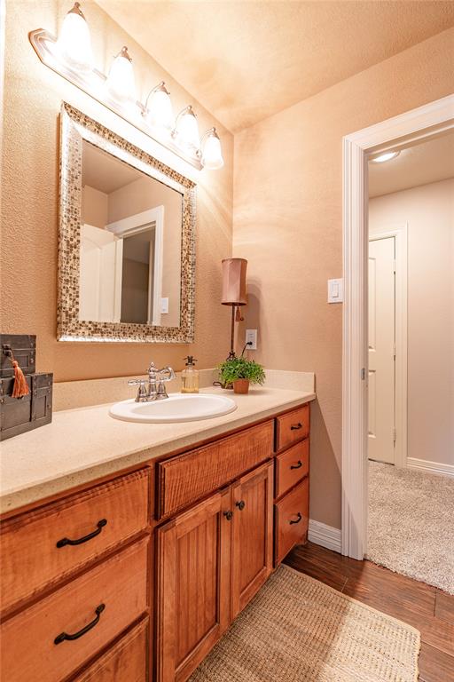 Red Oak, Texas, 75154, United States, 4 Bedrooms Bedrooms, ,4 BathroomsBathrooms,Residential,For Sale,1938334