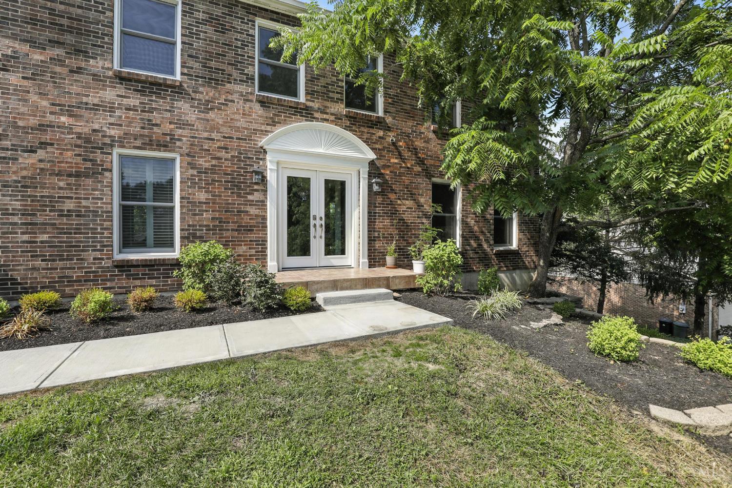 Symmes Twp, Ohio, 45249, United States, 5 Bedrooms Bedrooms, ,4 BathroomsBathrooms,Residential,For Sale,1906775