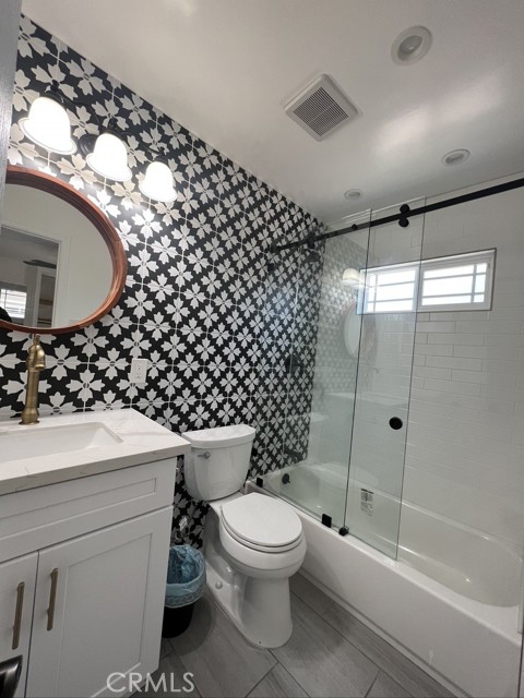 Downey, California, 90242, United States, 4 Bedrooms Bedrooms, ,2 BathroomsBathrooms,Residential,For Sale,1975932