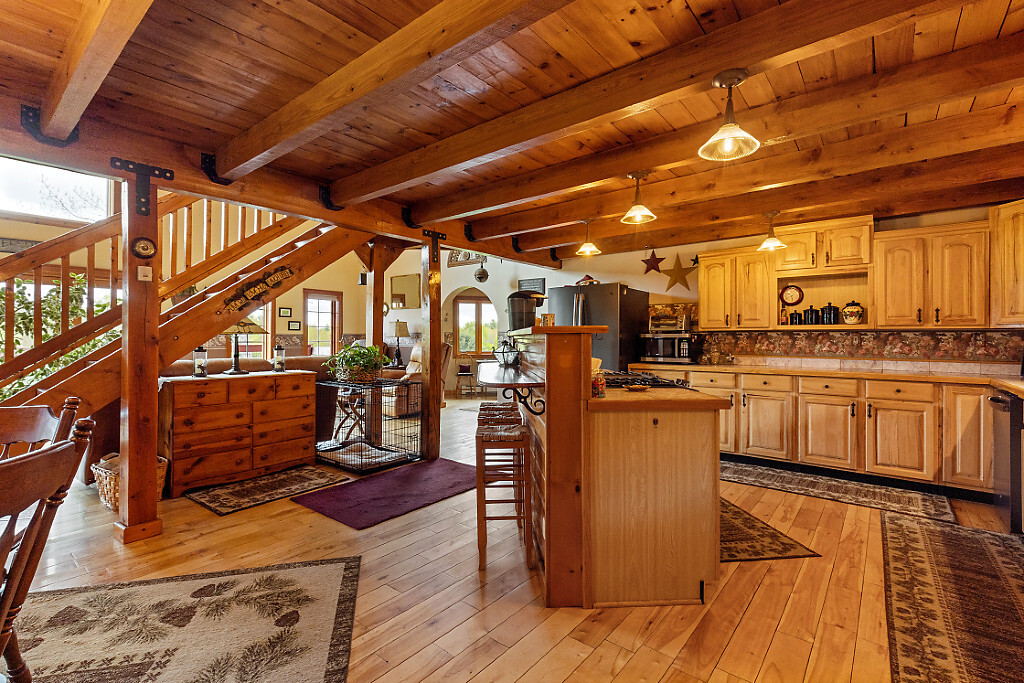 Liberty, Maine, 04949, United States, 2 Bedrooms Bedrooms, ,3 BathroomsBathrooms,Residential,For Sale,1838290
