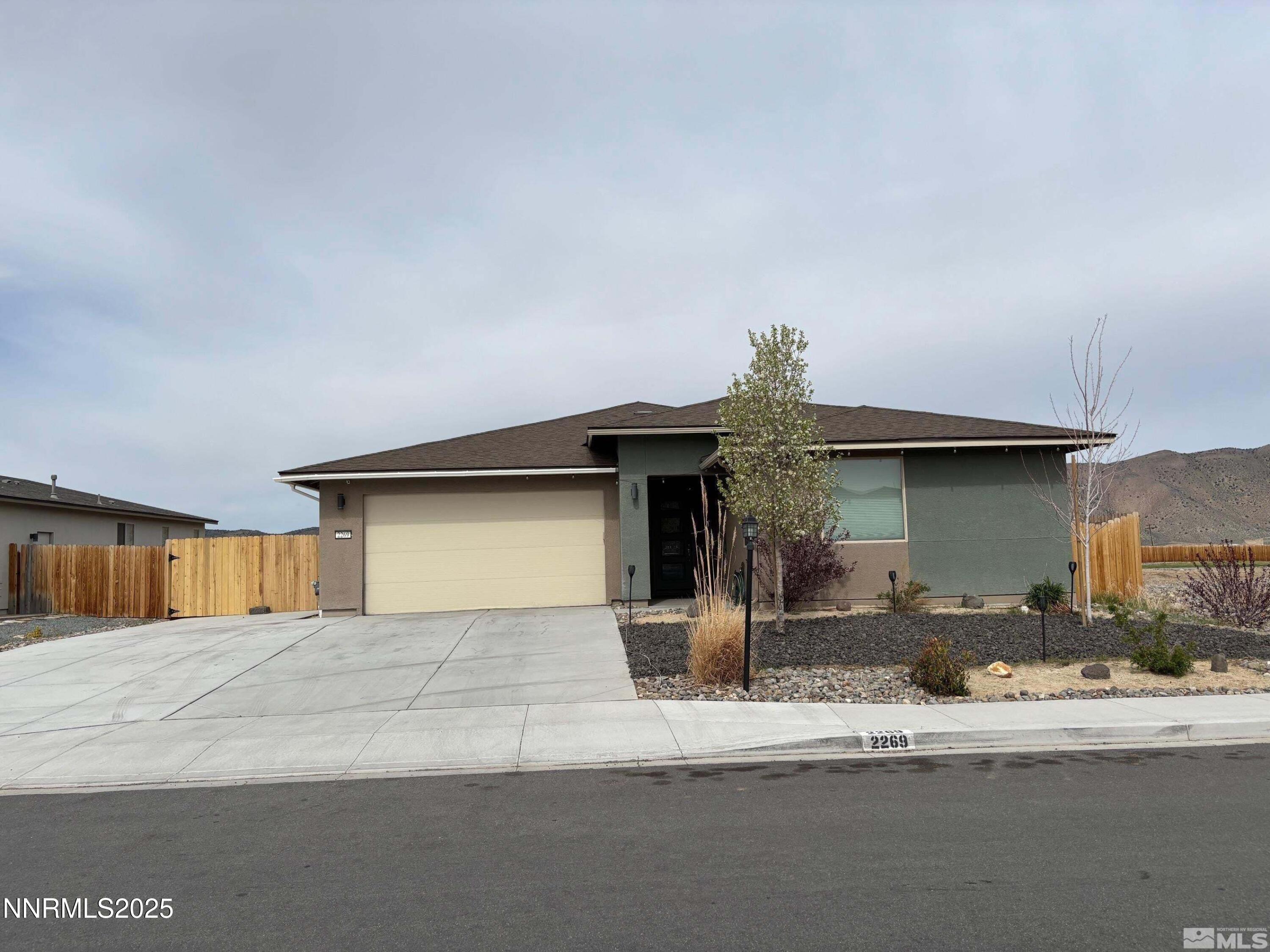 Sparks, Nevada, 89441, United States, 4 Bedrooms Bedrooms, ,3 BathroomsBathrooms,Residential,For Sale,1995545