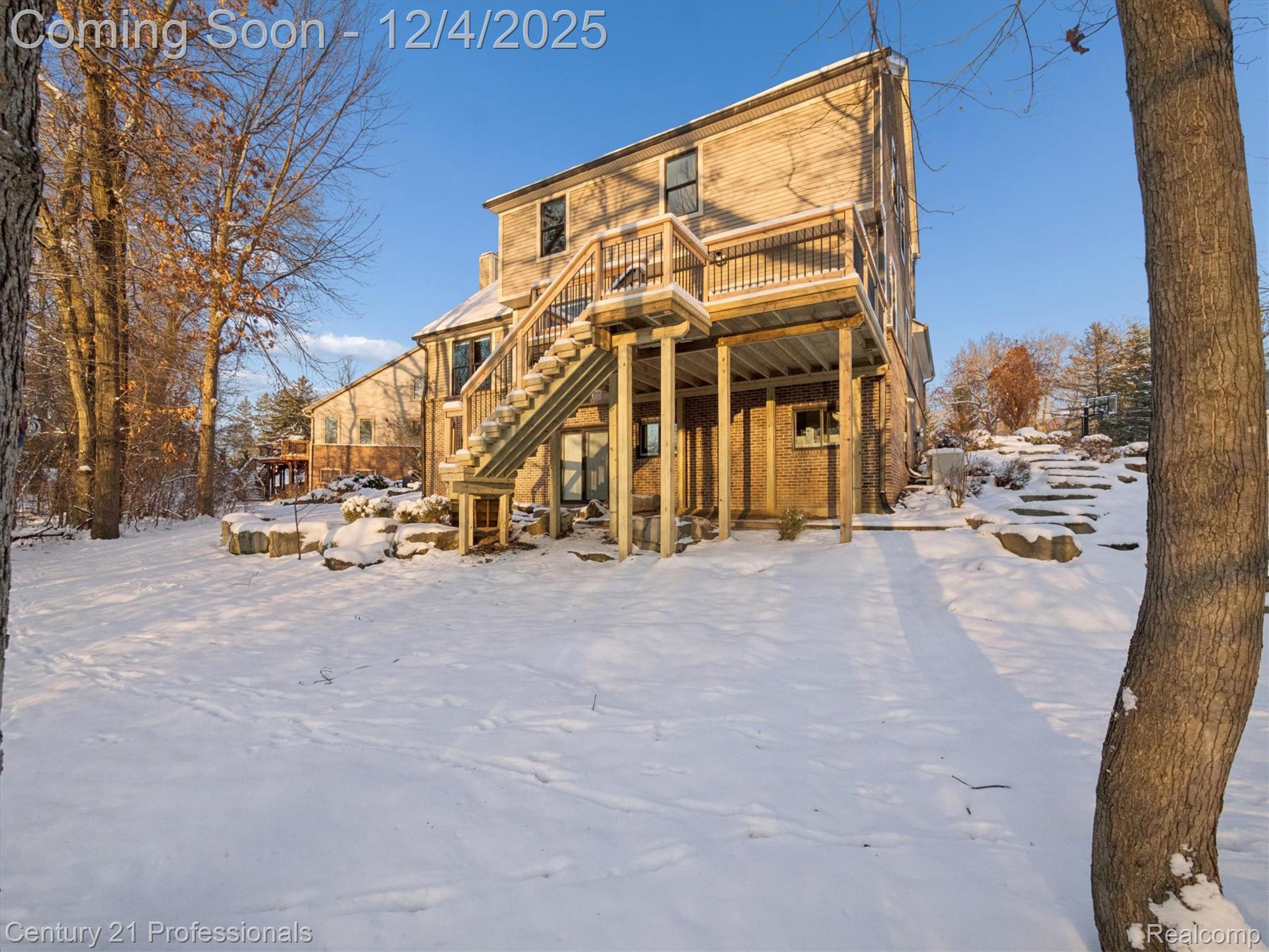 Orion, Michigan, 48360, United States, 4 Bedrooms Bedrooms, ,4 BathroomsBathrooms,Residential,For Sale,2001208