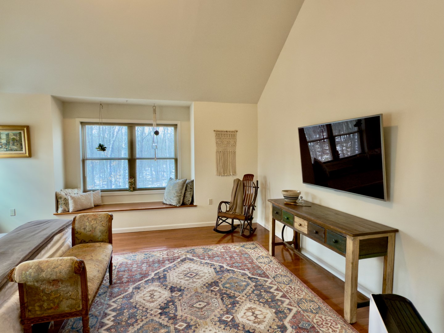 Hawley, Pennsylvania, 18428, United States, 3 Bedrooms Bedrooms, ,2 BathroomsBathrooms,Residential,For Sale,1995739