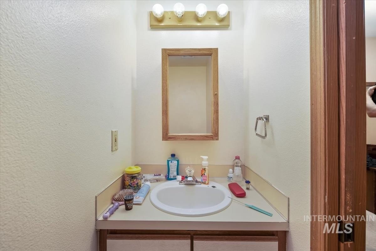 Boise, Idaho, 83706, United States, 8 Bedrooms Bedrooms, ,8 BathroomsBathrooms,Residential,For Sale,1977285