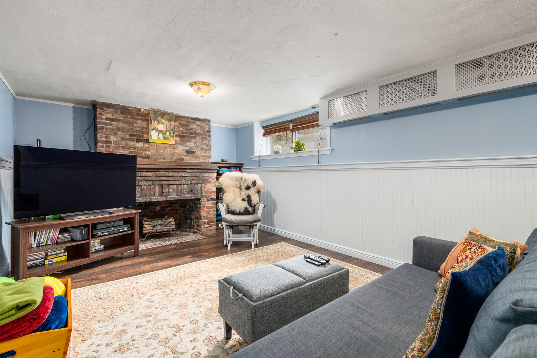  94 Grove Street, Medford, MA, 02155 - 物件實景