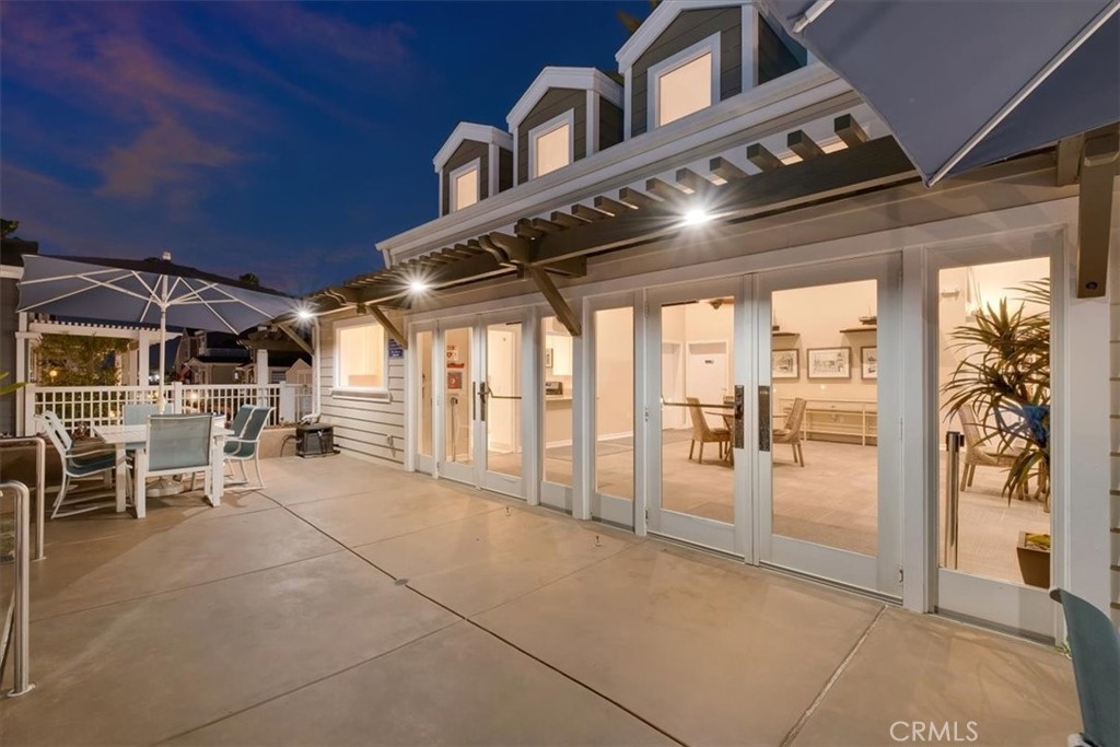 Newport Beach, California, 92663, United States, 1 Bedroom Bedrooms, ,1 BathroomBathrooms,Residential,For Sale,1776845