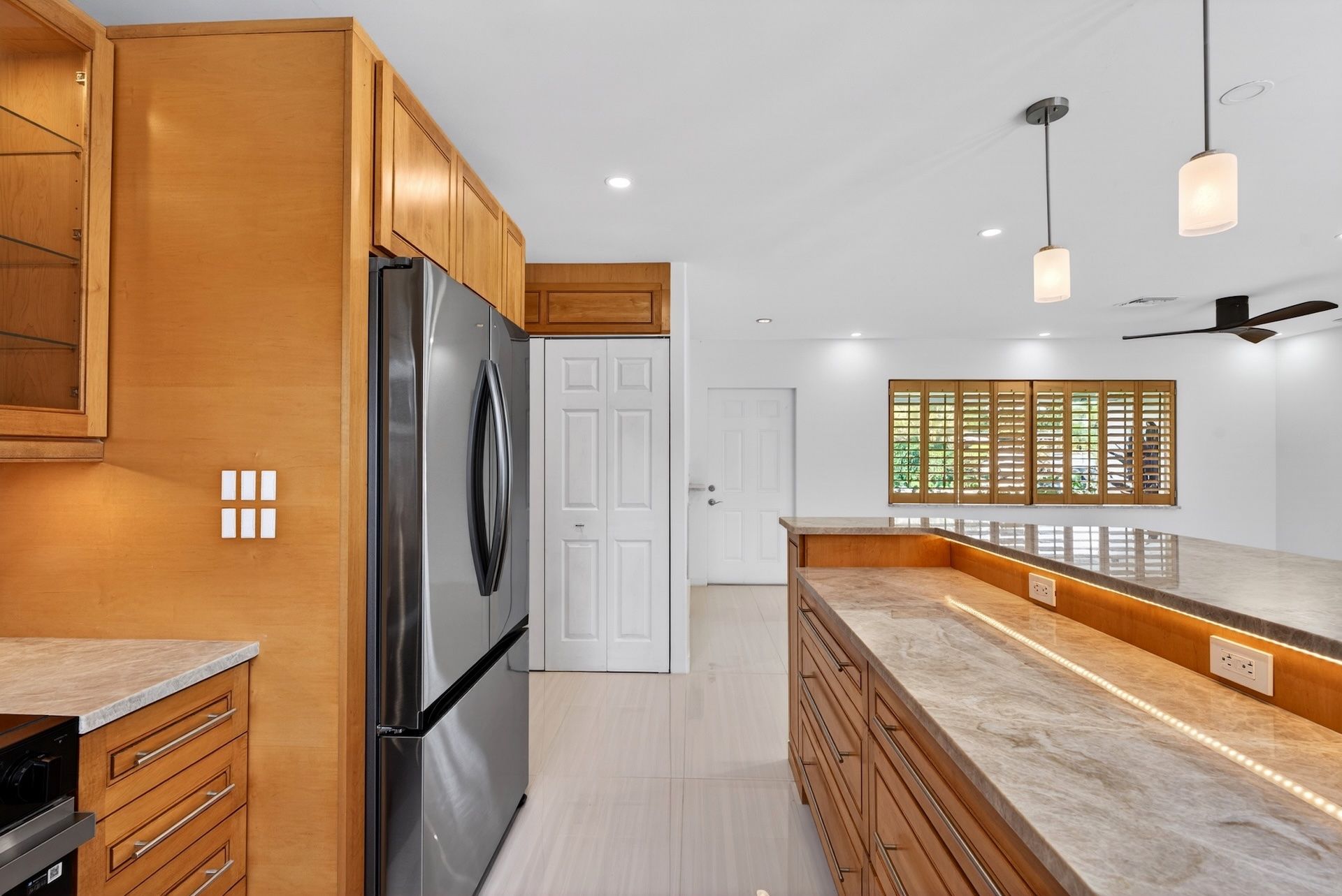  648 NW 30th Court, Wilton Manors, FL, 33311 - 物件實景