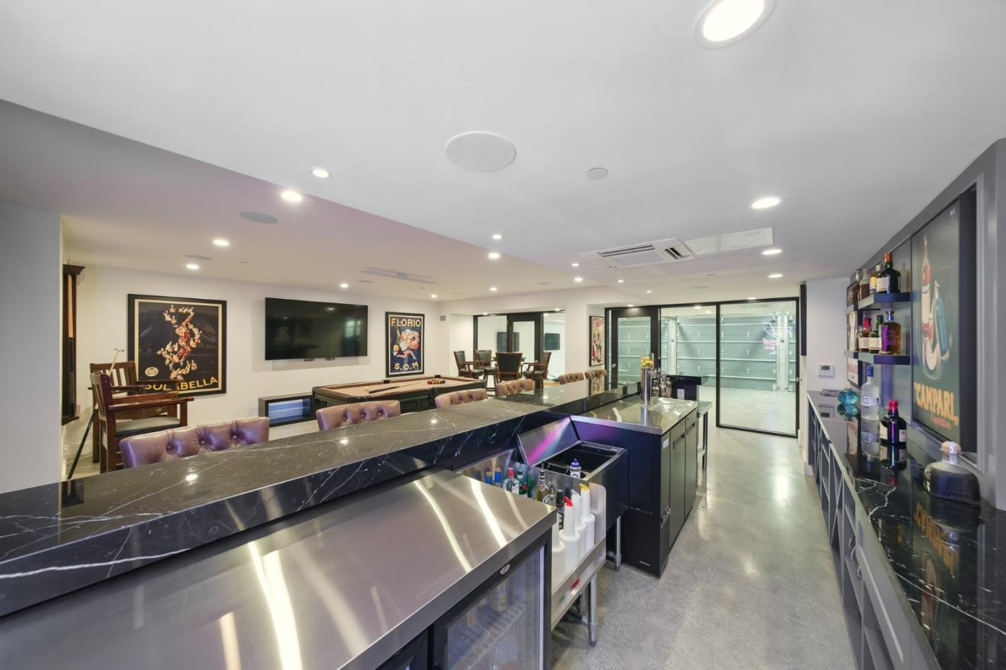 San Mateo, California, 94402, United States, 4 Bedrooms Bedrooms, ,6 BathroomsBathrooms,Residential,For Sale,1836989
