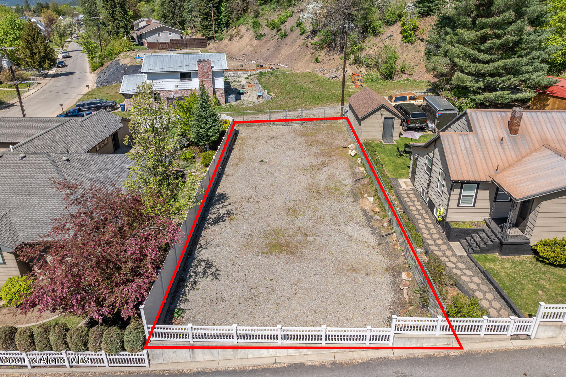 Kellogg, Idaho, 83837, United States, 3 Bedrooms Bedrooms, ,3 BathroomsBathrooms,Residential,For Sale,1915228