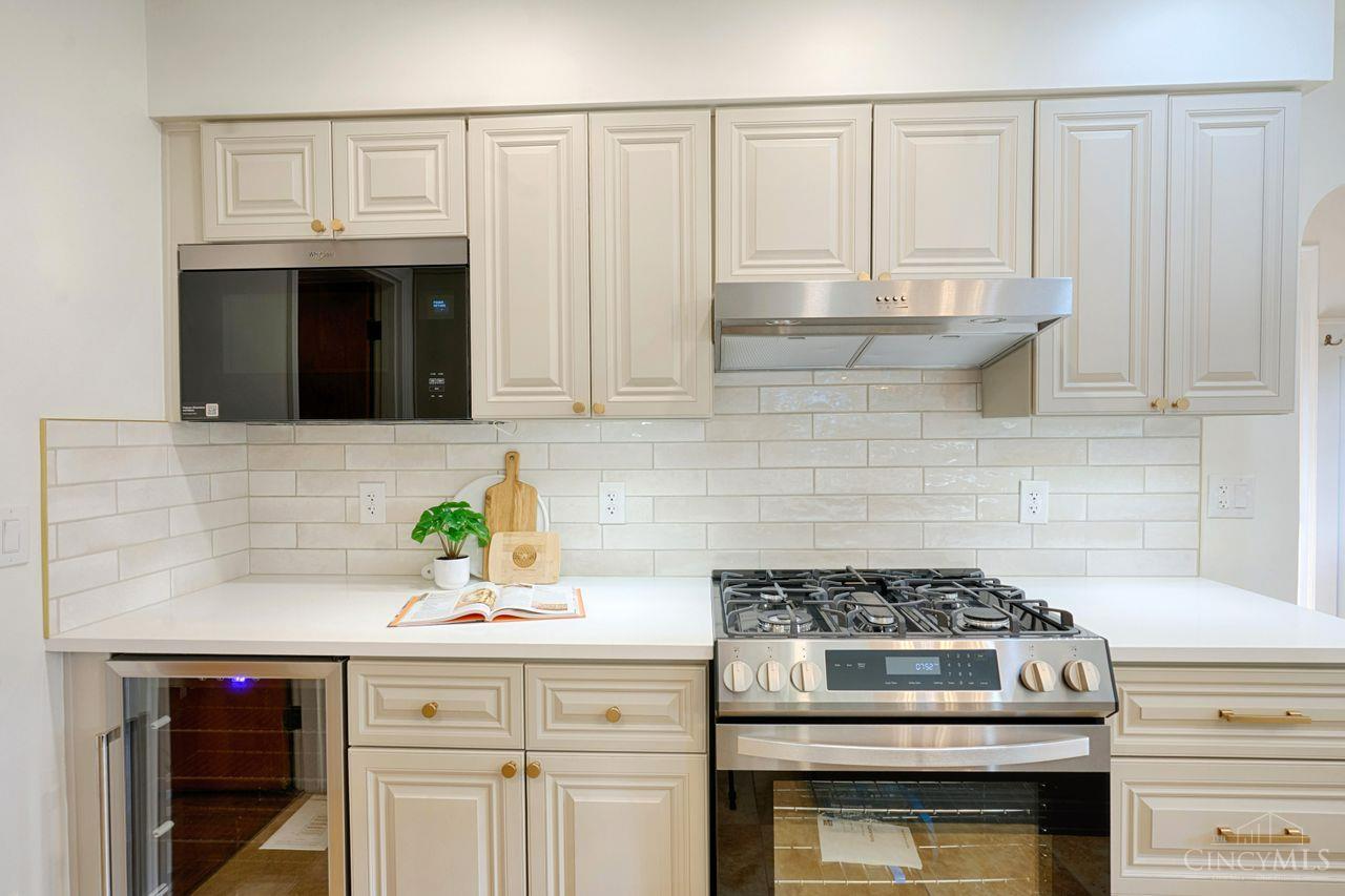 Sycamore Twp, Ohio, 45236, United States, 4 Bedrooms Bedrooms, ,3 BathroomsBathrooms,Residential,For Sale,1966566