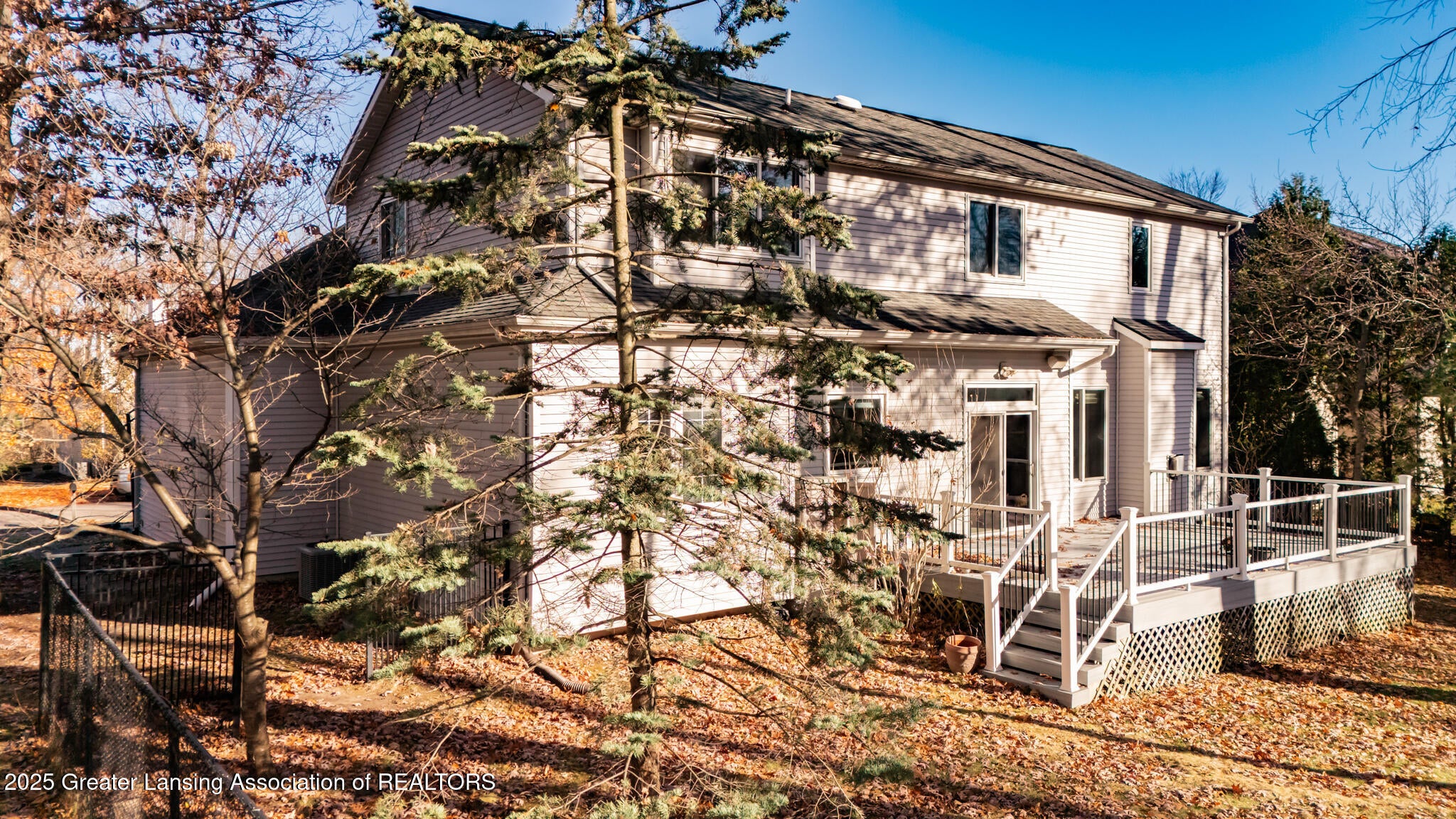 East Lansing, Michigan, 48823, United States, 5 Bedrooms Bedrooms, ,3 BathroomsBathrooms,Residential,For Sale,1991518