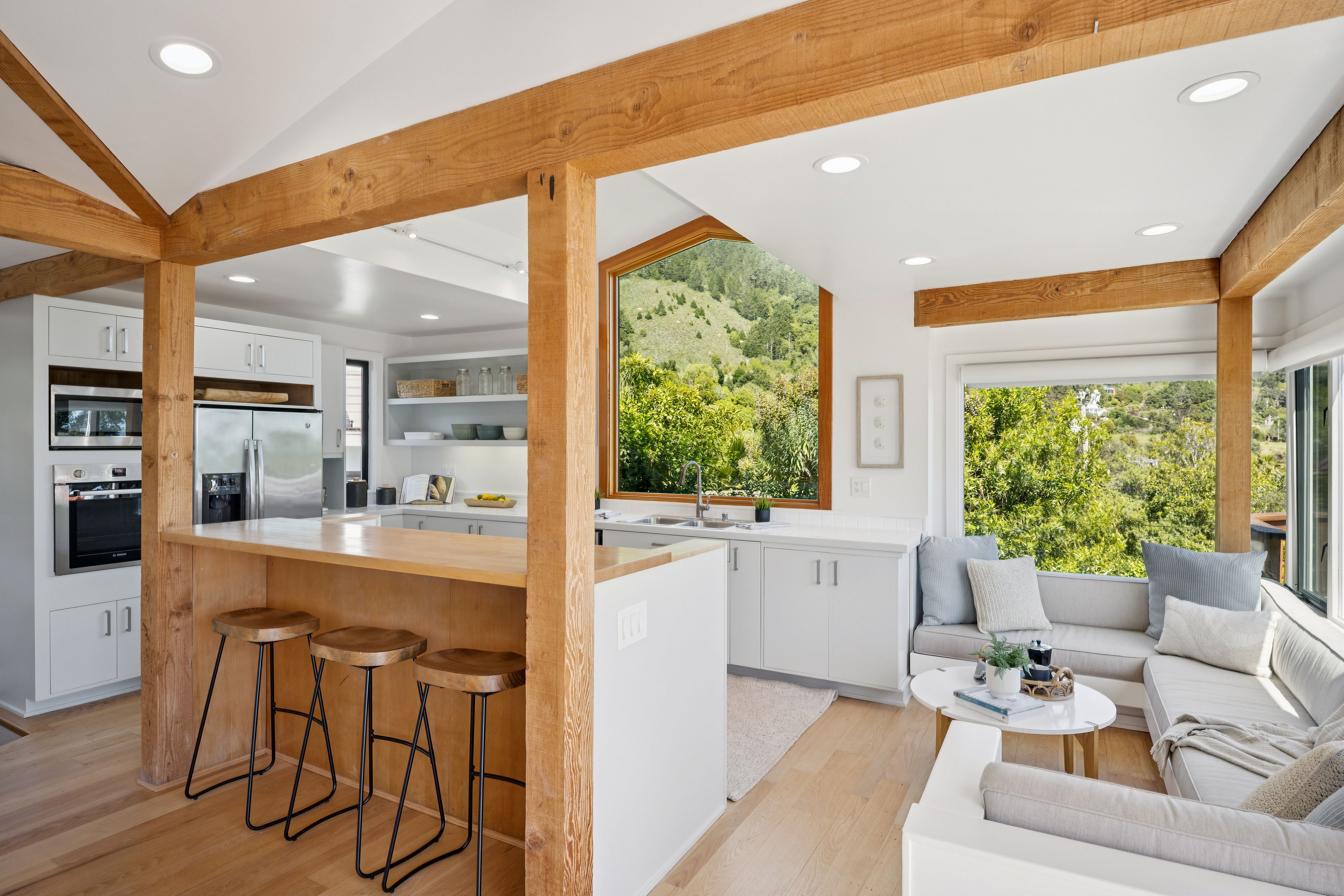  Thoughtfully Designed Coastal Craftsman - 物件實景