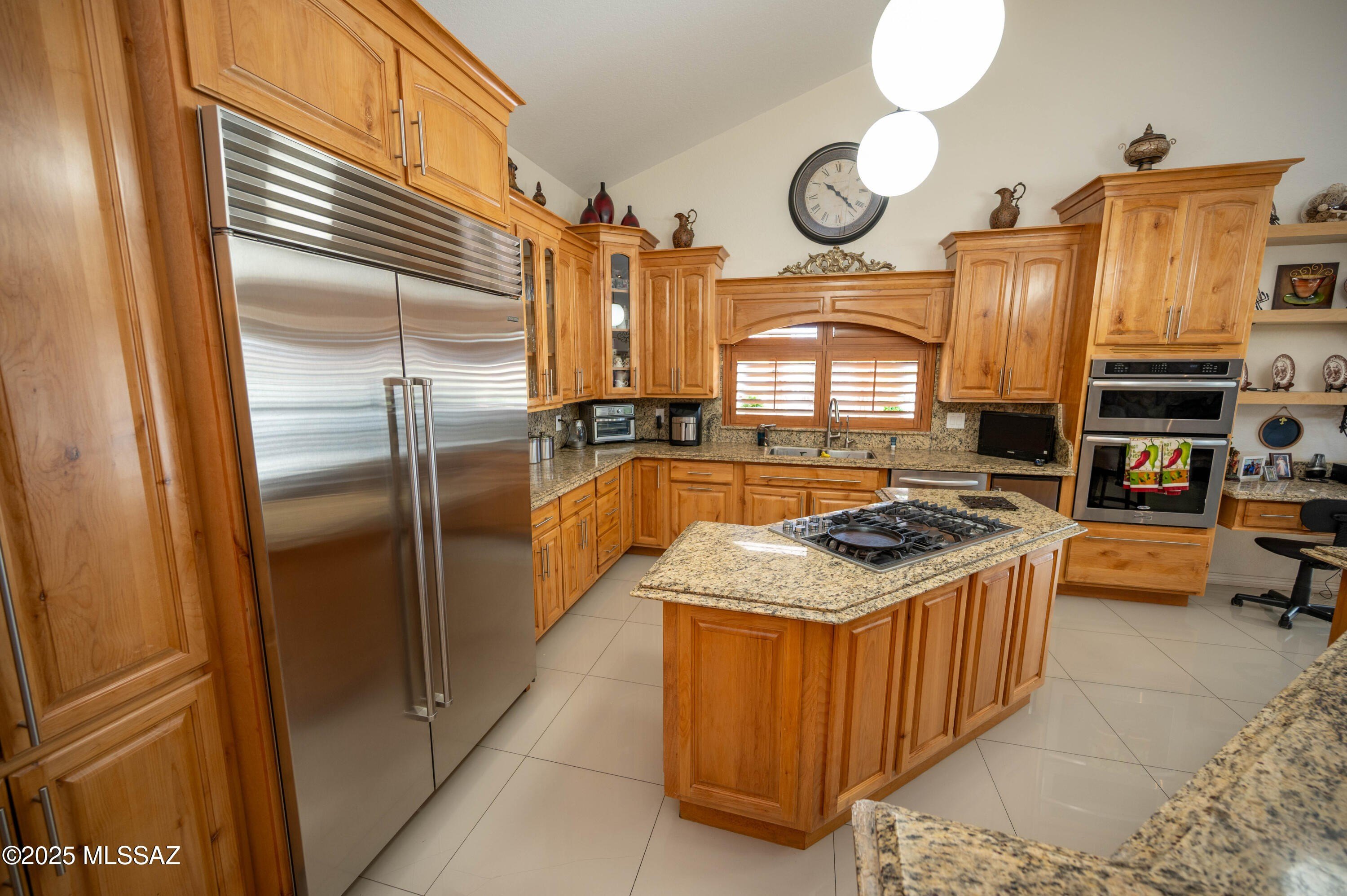 Nogales, Arizona, 85621, United States, 4 Bedrooms Bedrooms, ,4 BathroomsBathrooms,Residential,For Sale,1937023