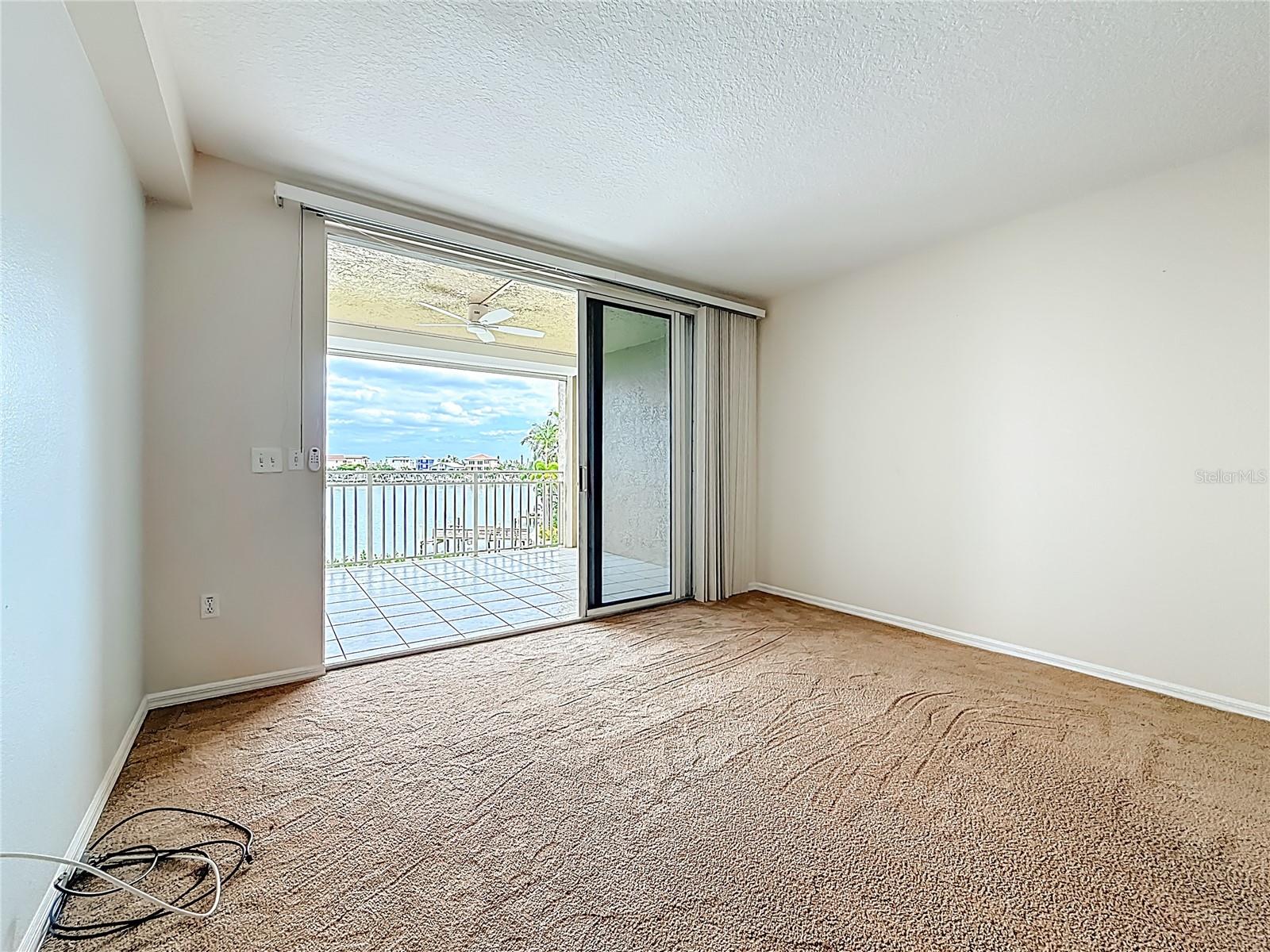 Madeira Beach, Florida, 33708, United States, 2 Bedrooms Bedrooms, ,2 BathroomsBathrooms,Residential,For Sale,1985682