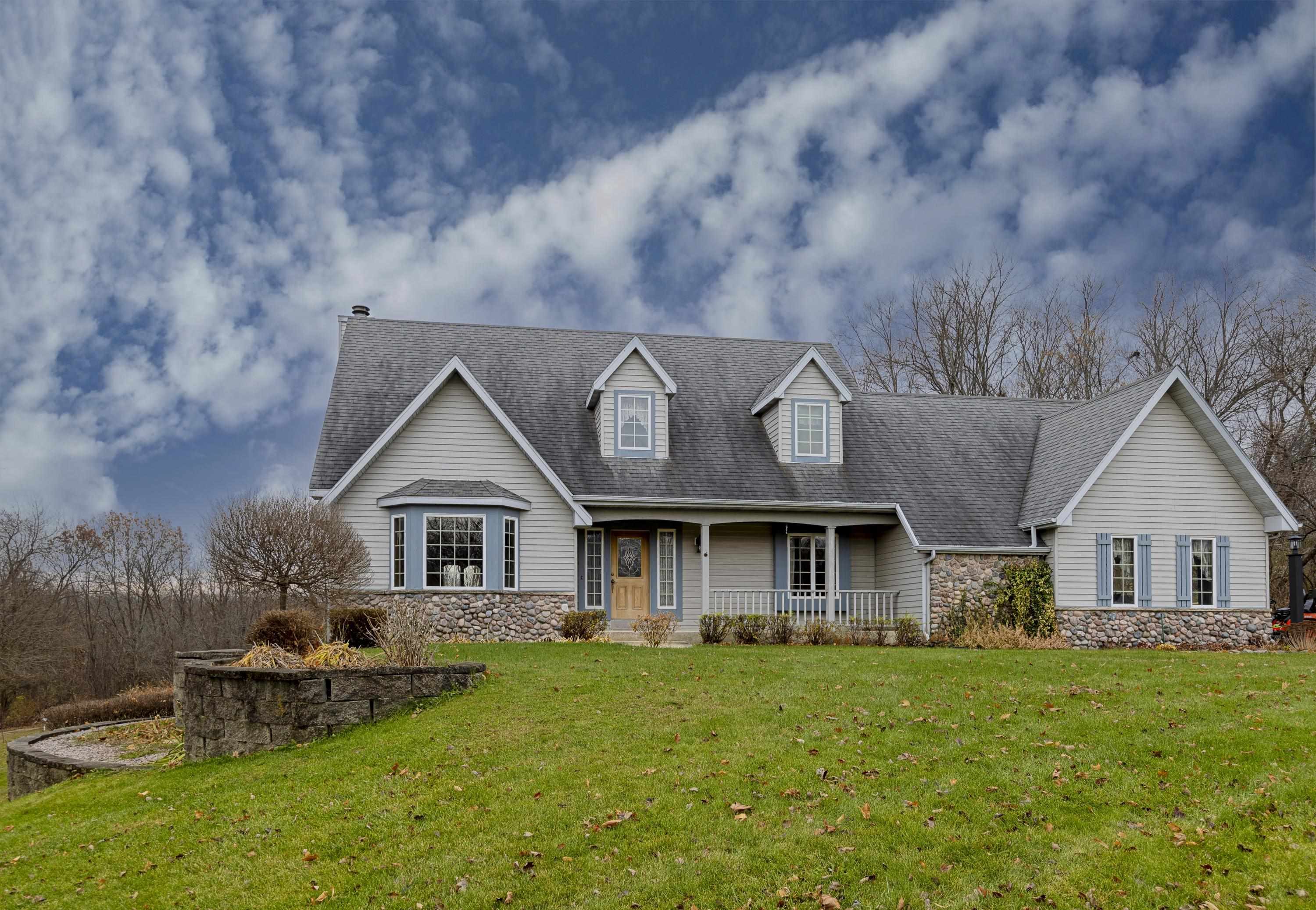 Janesville, Wisconsin, 53545, United States, 3 Bedrooms Bedrooms, ,3 BathroomsBathrooms,Residential,For Sale,1998012