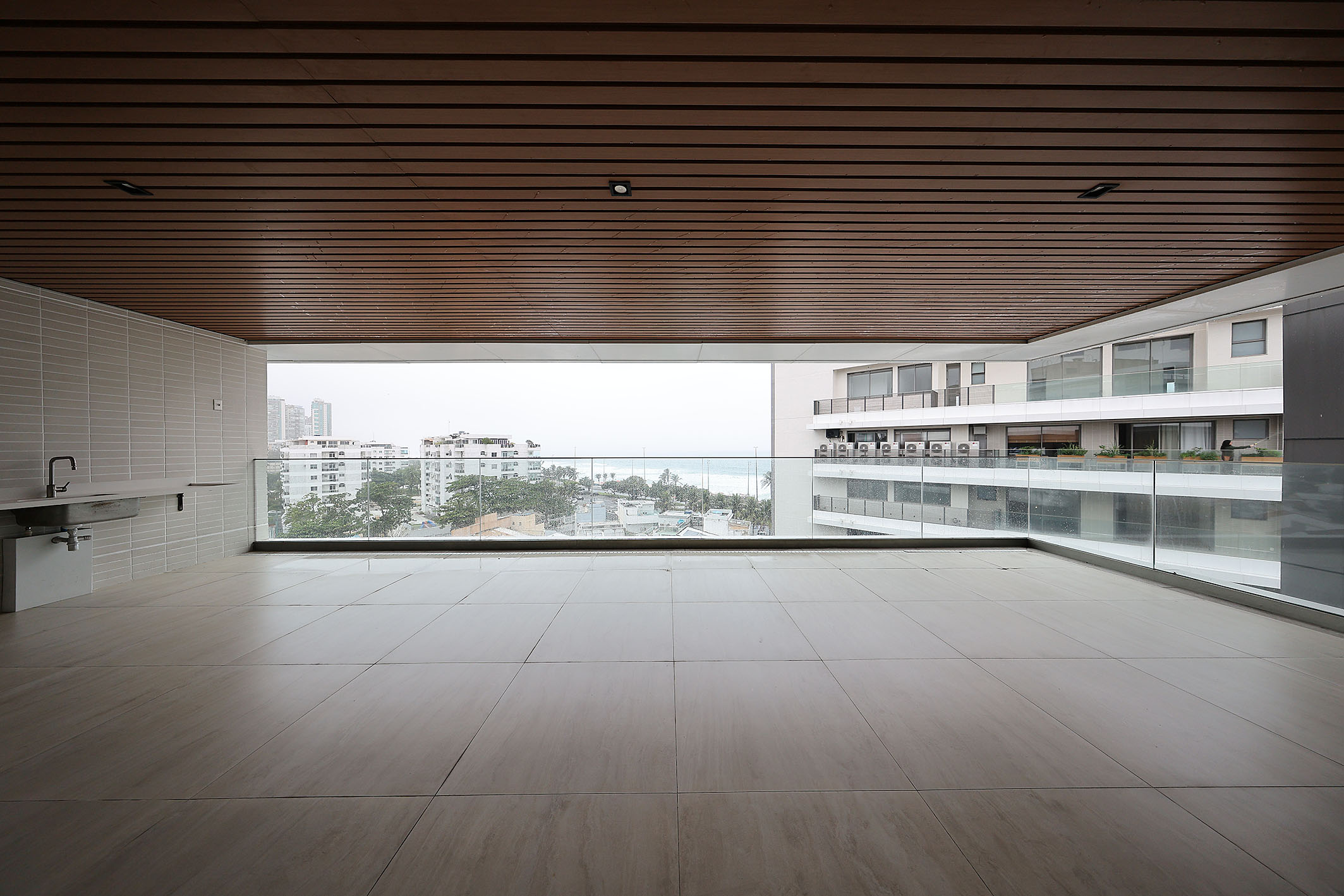  Elegant ocean-view residence in a full-service residential condominium - 物件實景