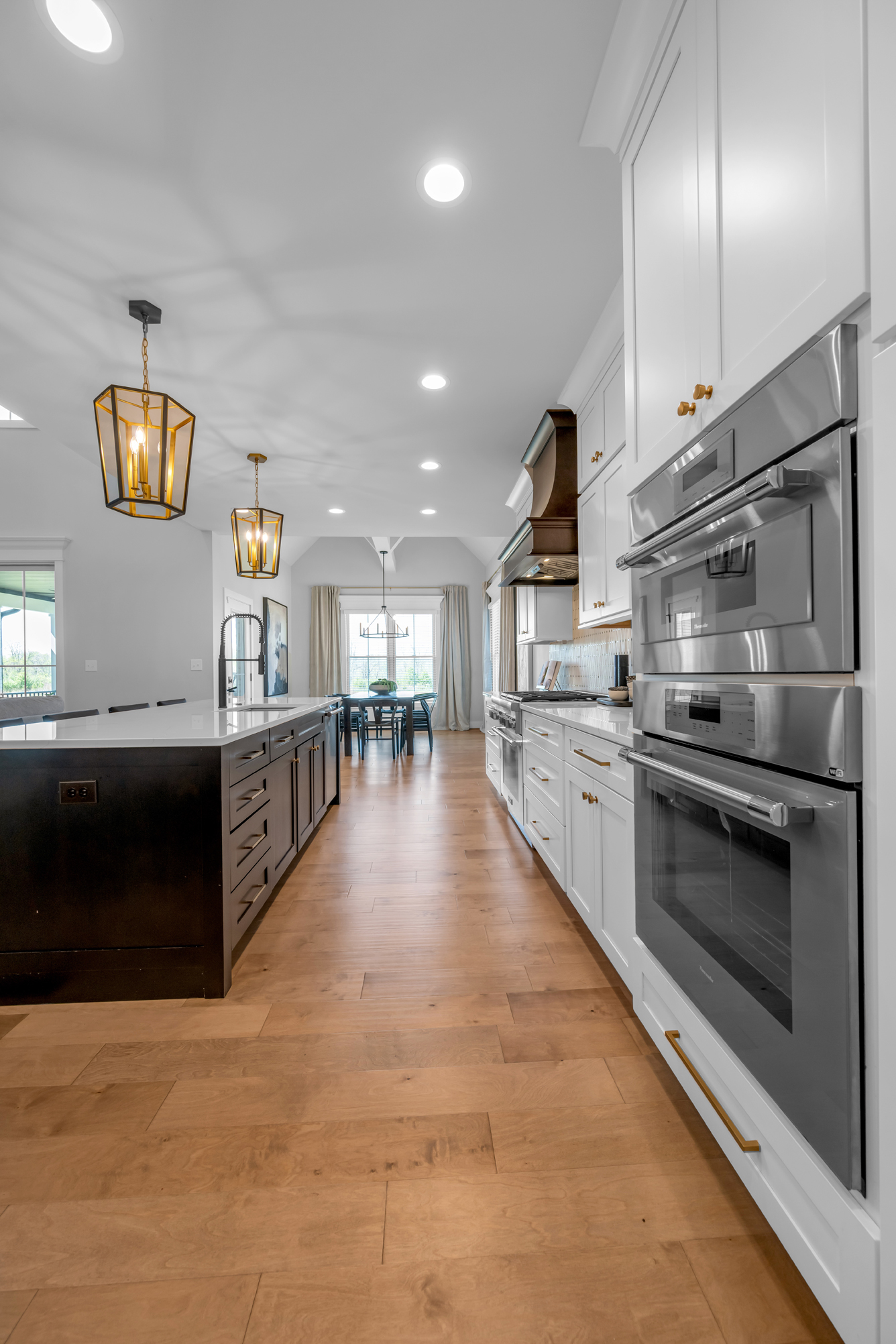  2429 Lorenzo Way - 物件實景