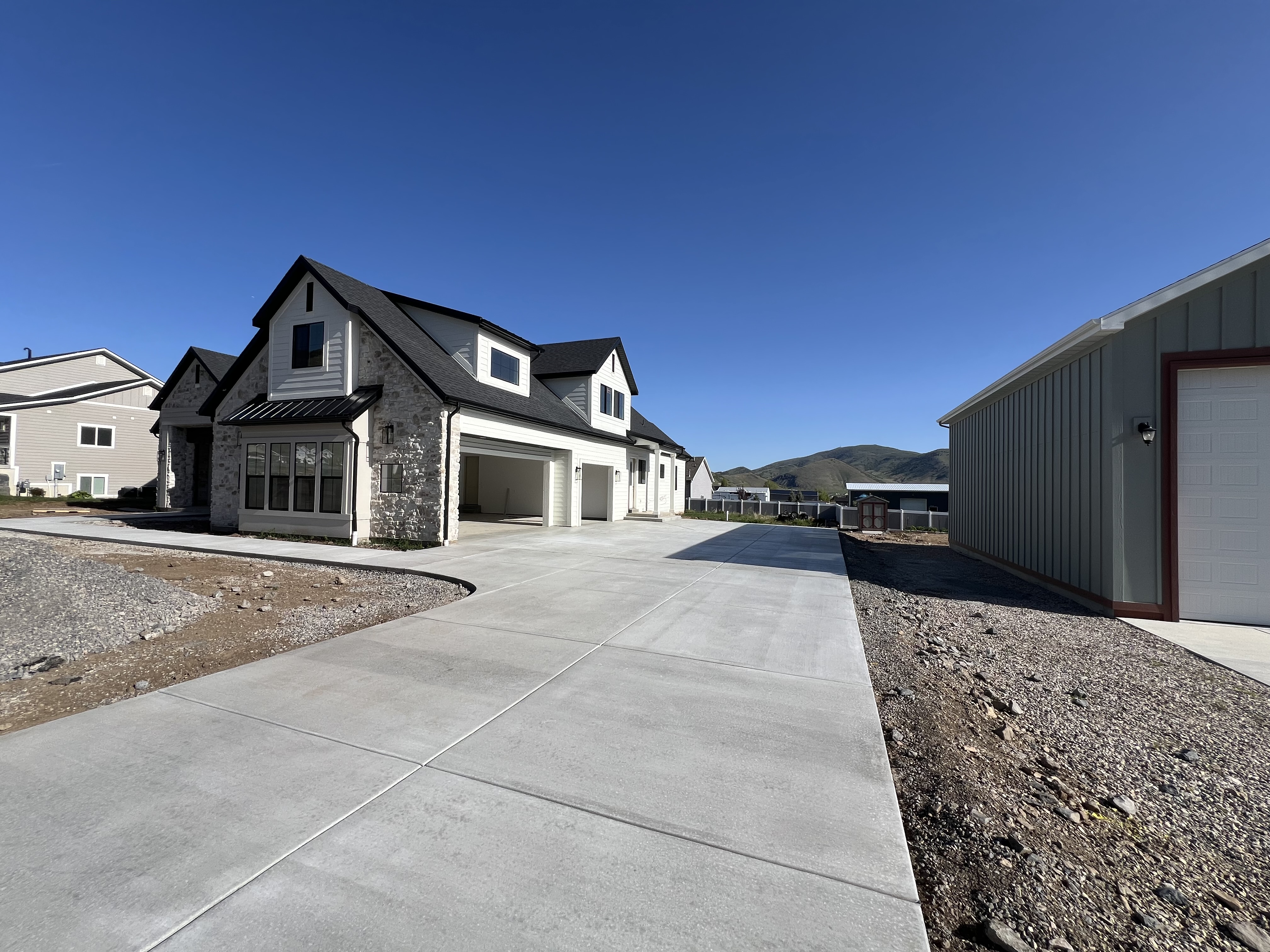 Mantua, Utah, 84324, United States, 4 Bedrooms Bedrooms, ,3 BathroomsBathrooms,Residential,For Sale,1793207