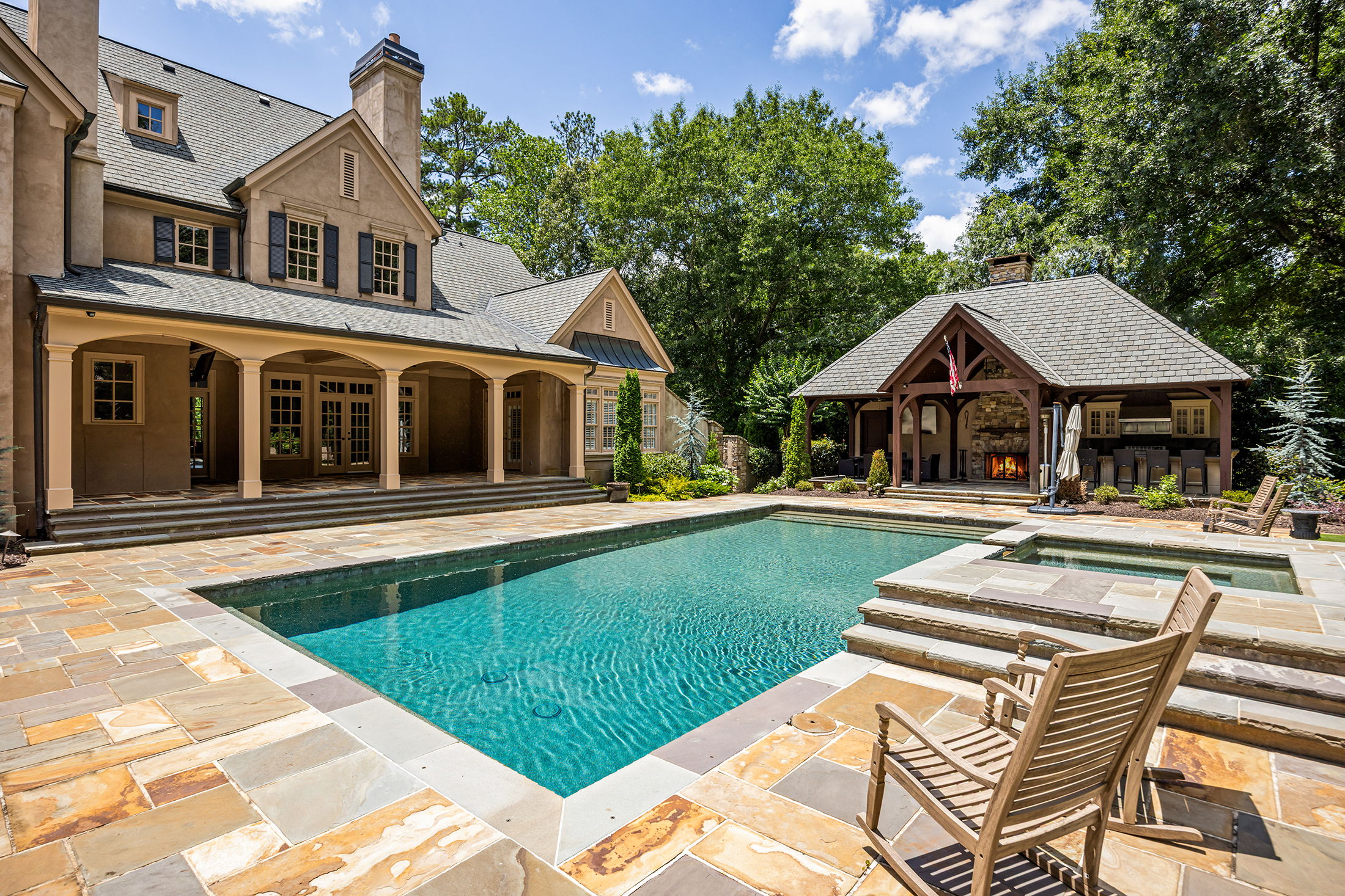  Private European Retreat, Moments from Atlanta Country Club - 物件實景