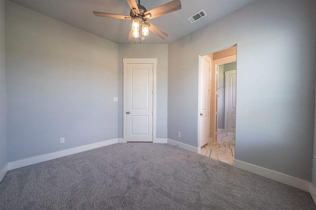 Waxahachie, Texas, 75165, United States, 4 Bedrooms Bedrooms, ,3 BathroomsBathrooms,Residential,For Sale,2007543