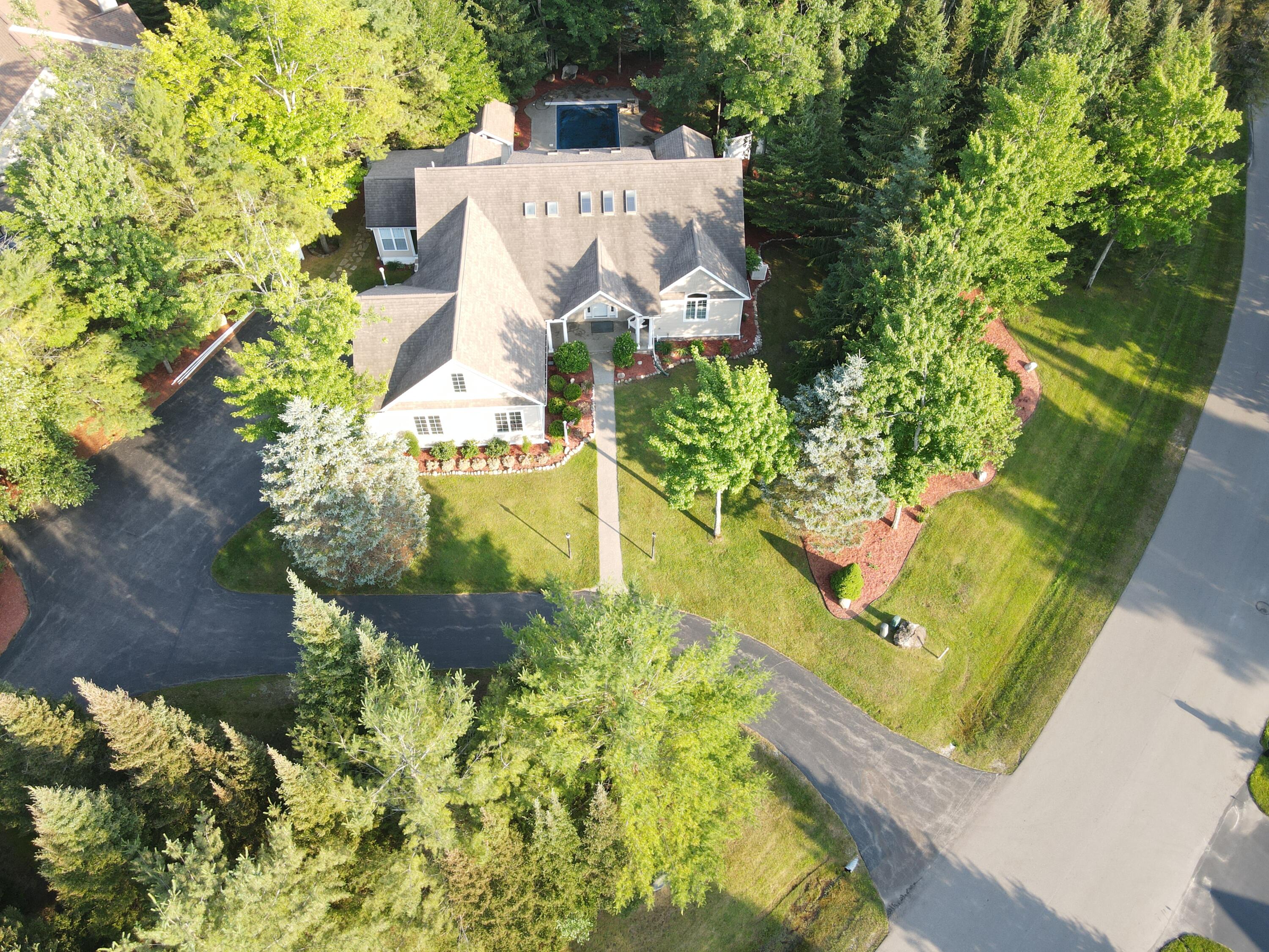 Alpena, Michigan, 49707, United States, 4 Bedrooms Bedrooms, ,4 BathroomsBathrooms,Residential,For Sale,1922975