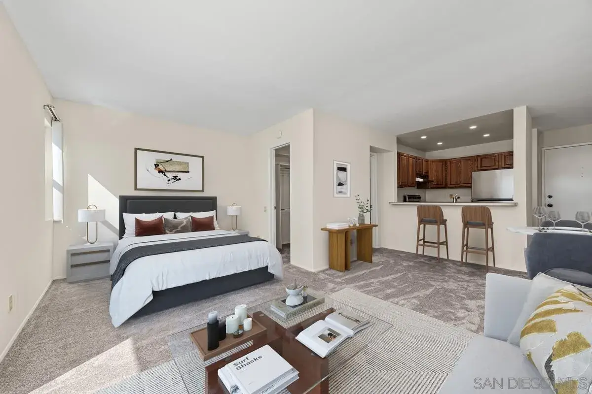 Huerfano Ave, San Diego, CA 92117