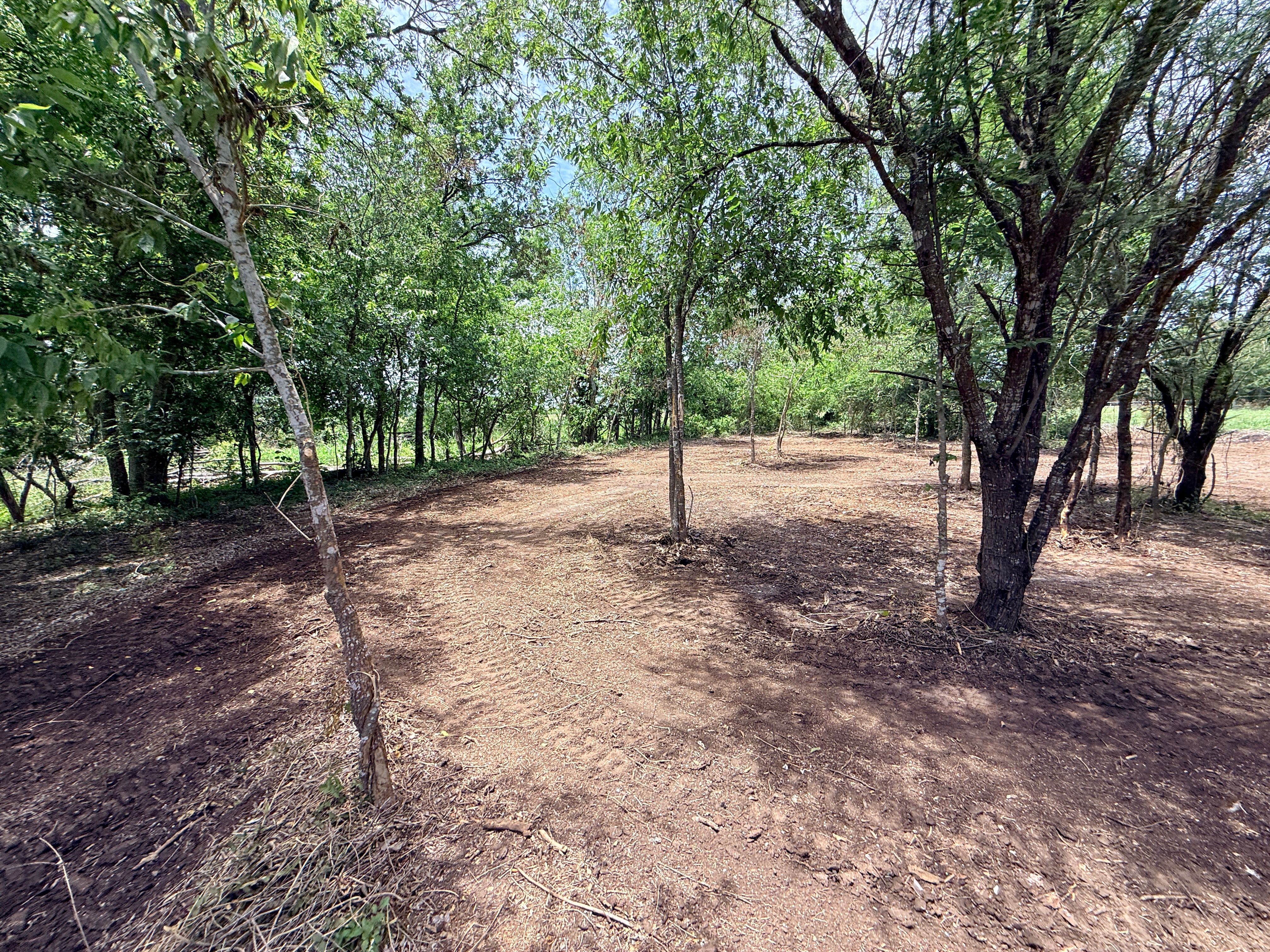  Secluded 1-acre Lot - 物件實景