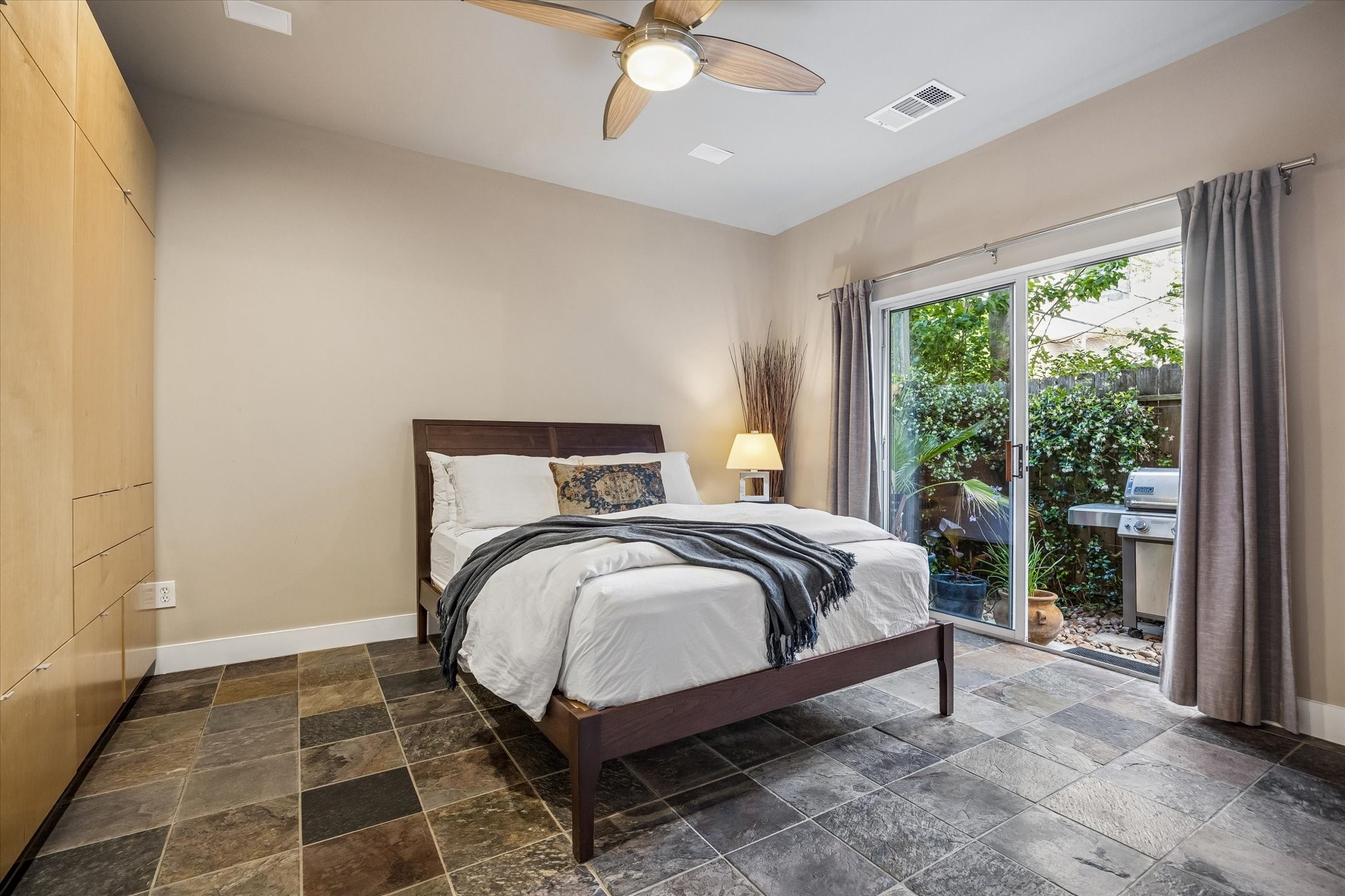  98 Drew St #A - 物件實景