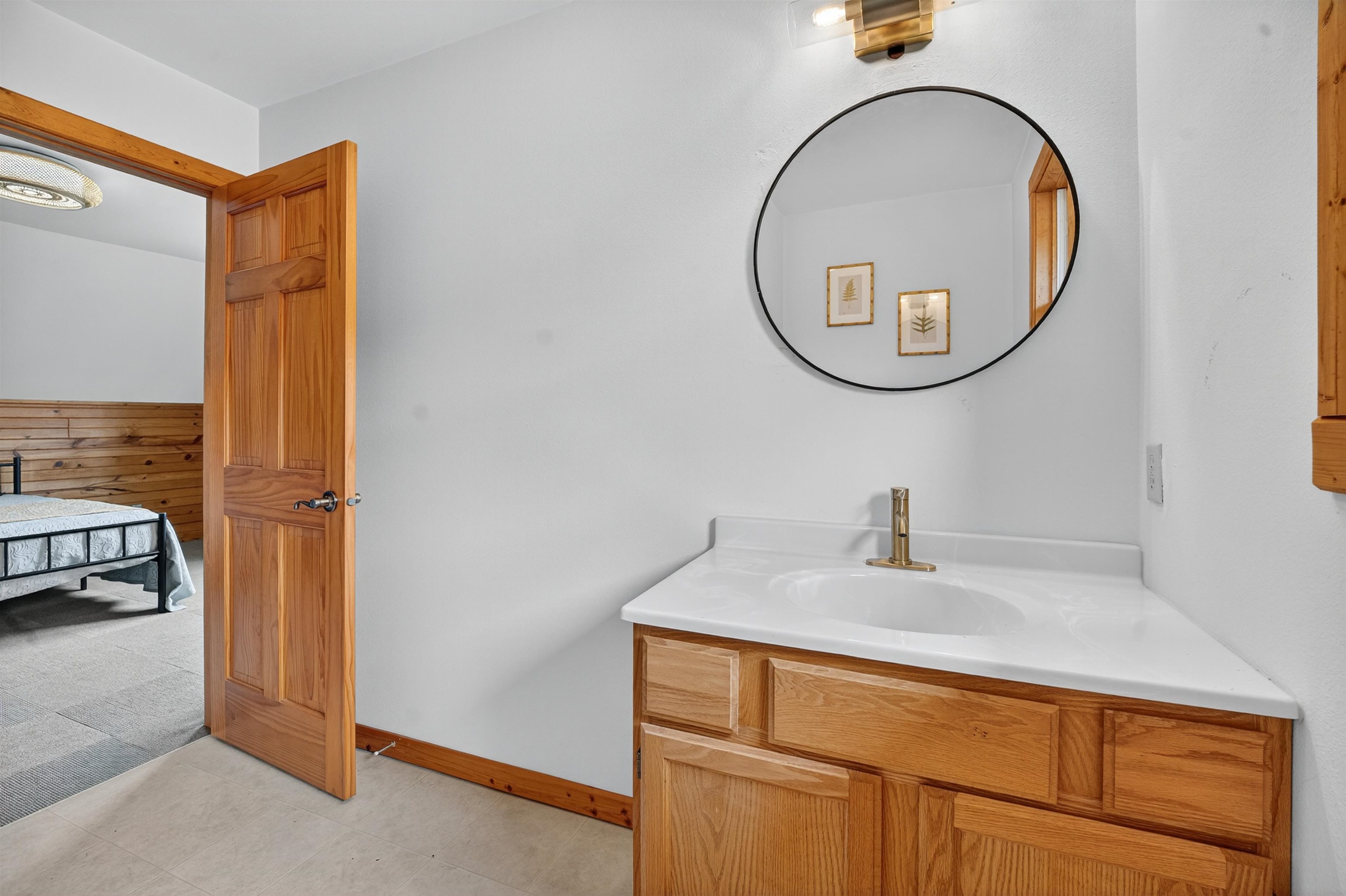 IOLA, Wisconsin, 54945, United States, 2 Bedrooms Bedrooms, ,3 BathroomsBathrooms,Residential,For Sale,1991168