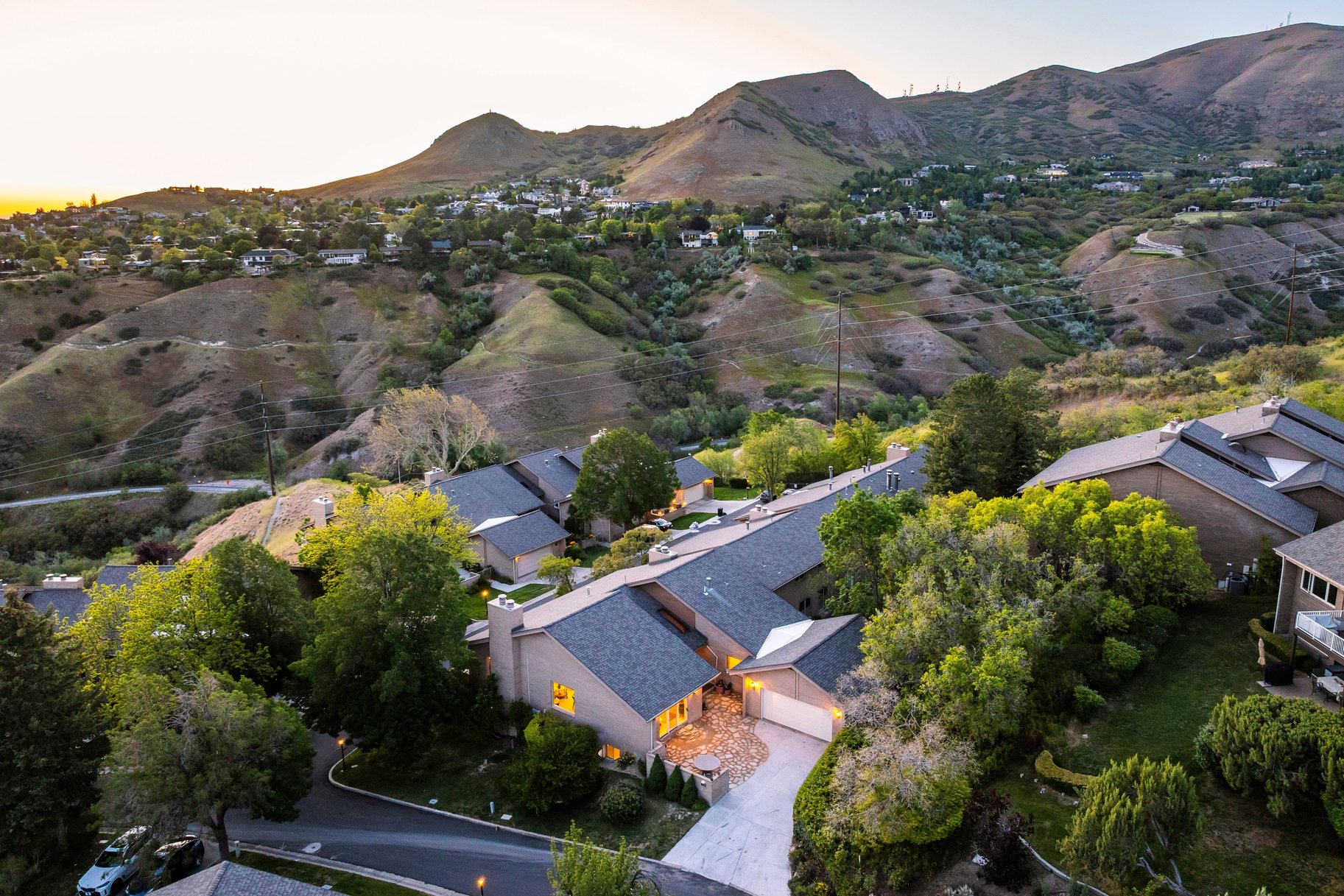  Fully Remodeled Entertainer