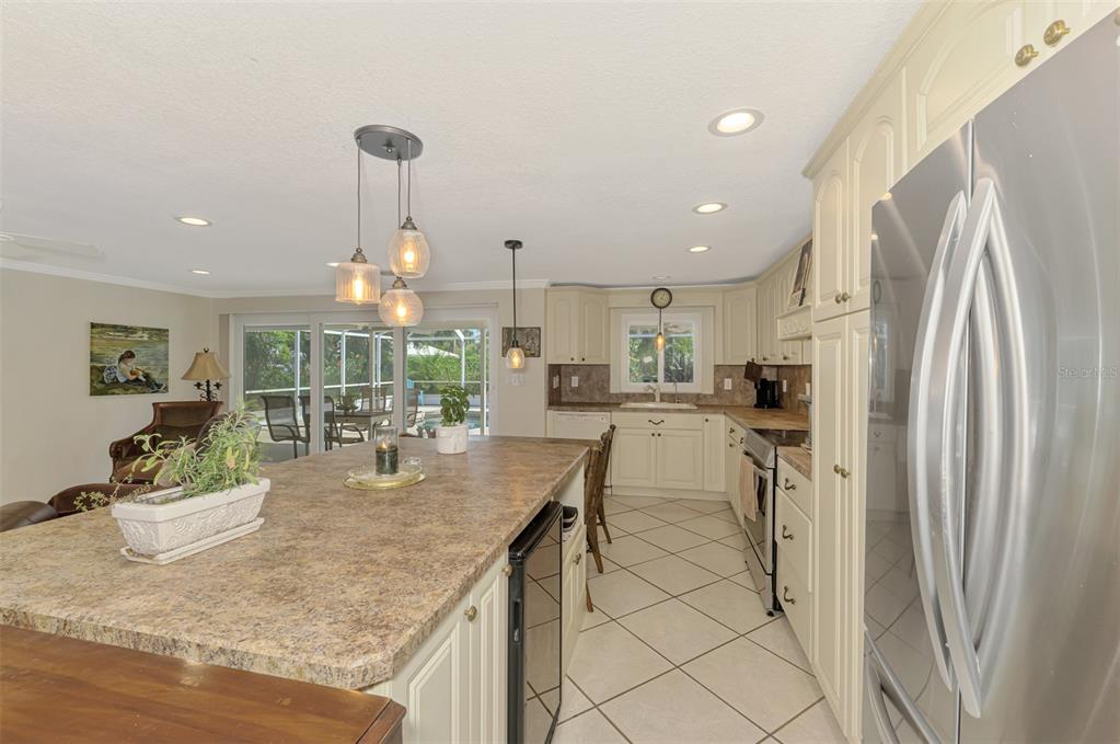 Nokomis, Florida, 34275, United States, 2 Bedrooms Bedrooms, ,2 BathroomsBathrooms,Residential,For Sale,1760306