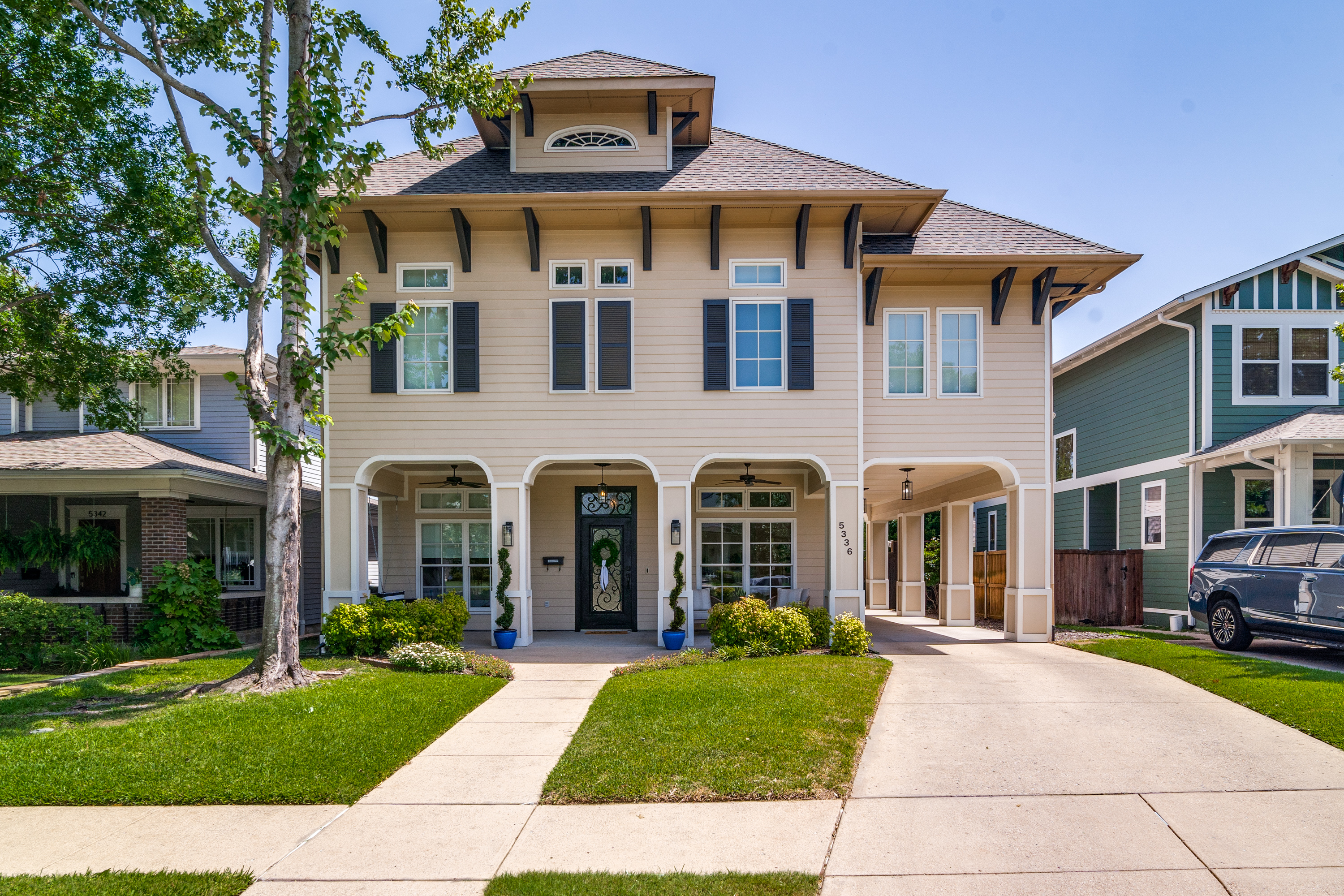  Modern Craftsman in One of Dallas
