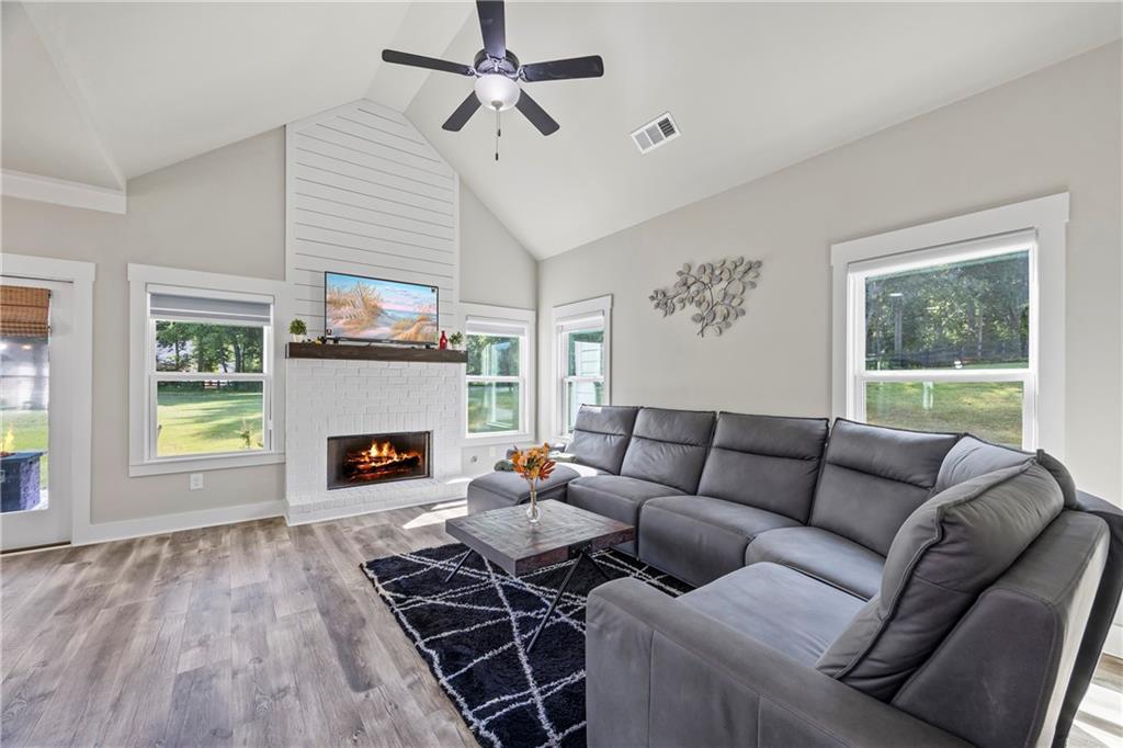 Cumming, Georgia, 30041, United States, 4 Bedrooms Bedrooms, ,5 BathroomsBathrooms,Residential,For Sale,1977263