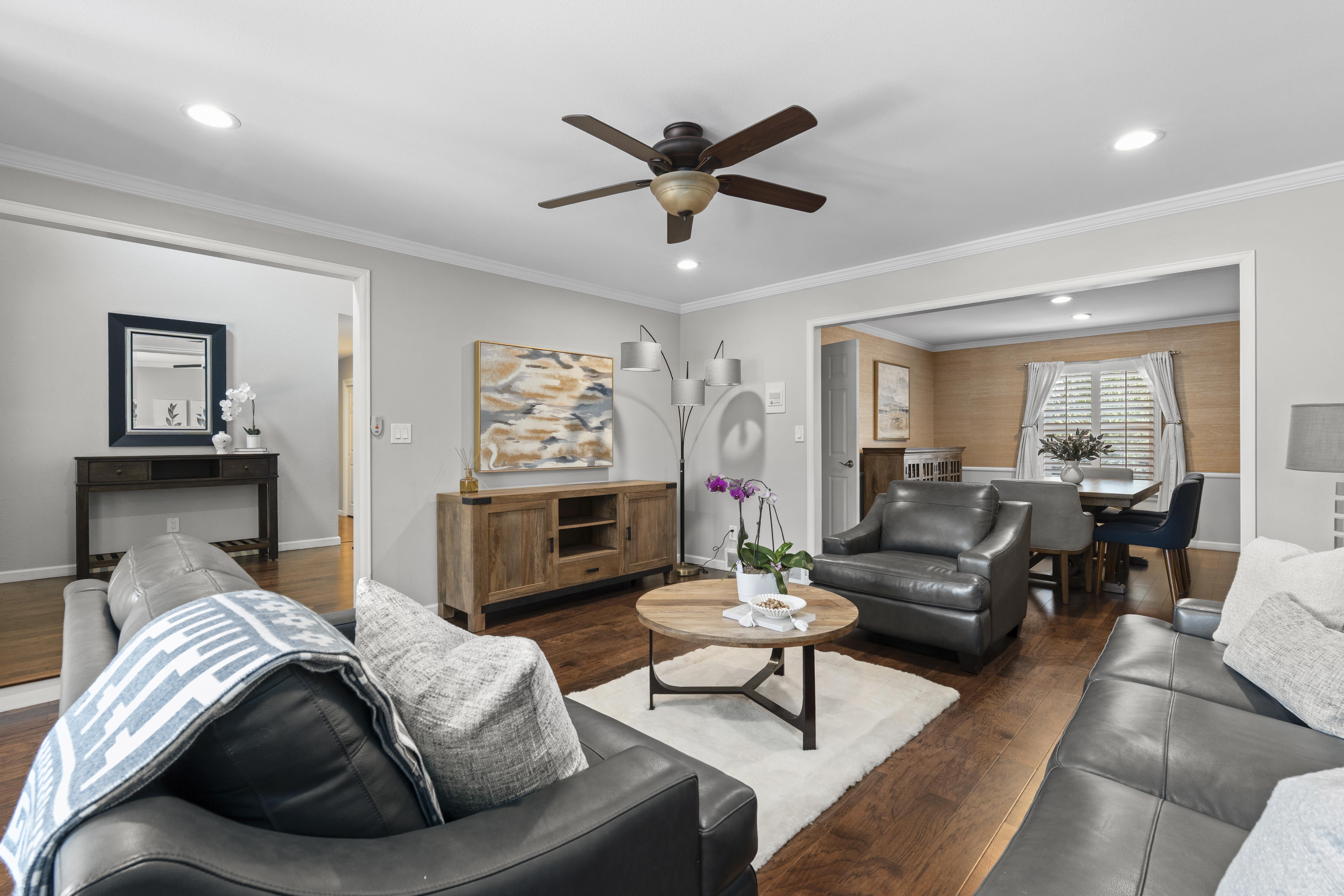  Tranquil Living with Custom Upgrades - 物件實景