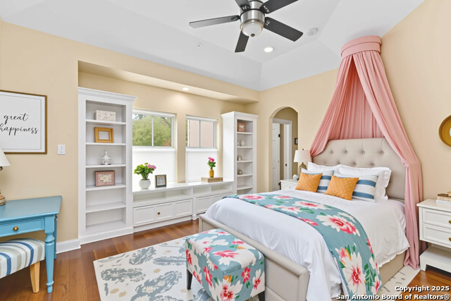 Boerne, Texas, 78015, United States, 5 Bedrooms Bedrooms, ,5 BathroomsBathrooms,Residential,For Sale,1784913