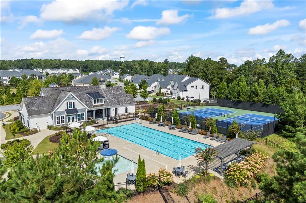 Cumming, Georgia, 30028, United States, 5 Bedrooms Bedrooms, ,4 BathroomsBathrooms,Residential,For Sale,1976985