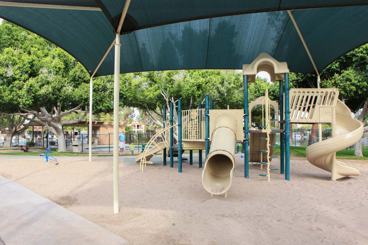 Tempe, Arizona, 85283, United States, 4 Bedrooms Bedrooms, ,3 BathroomsBathrooms,Residential,For Sale,1985738