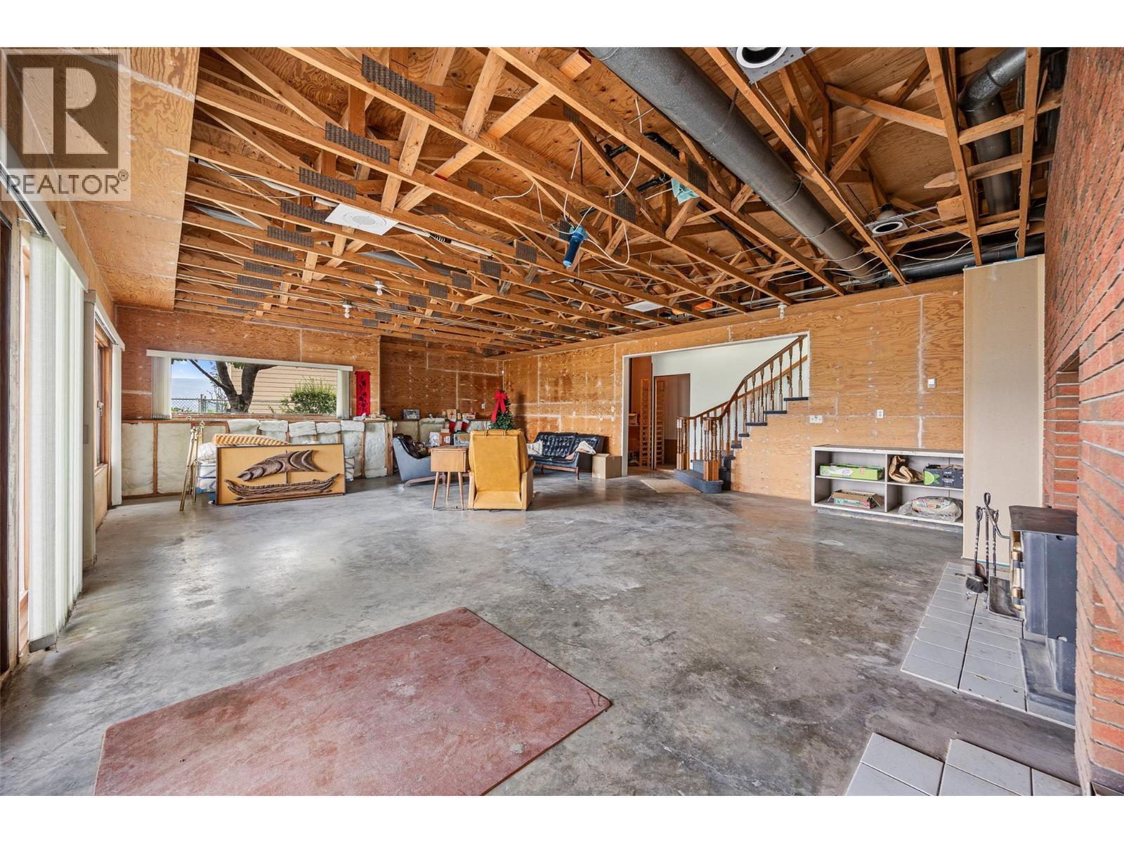 KELOWNA, British Columbia, V1V 1J5, CA, 2 Bedrooms Bedrooms, ,2 BathroomsBathrooms,Residential,For Sale,1948319