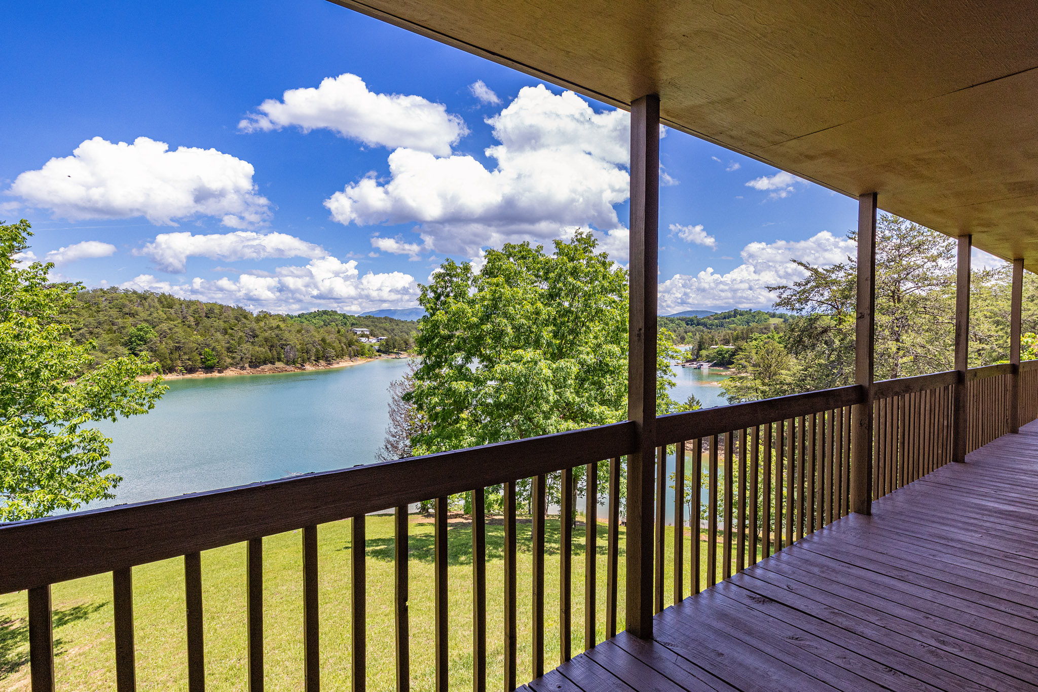 Sevierville, Tennessee, 37876, United States, 3 Bedrooms Bedrooms, ,2 BathroomsBathrooms,Residential,For Sale,1937497