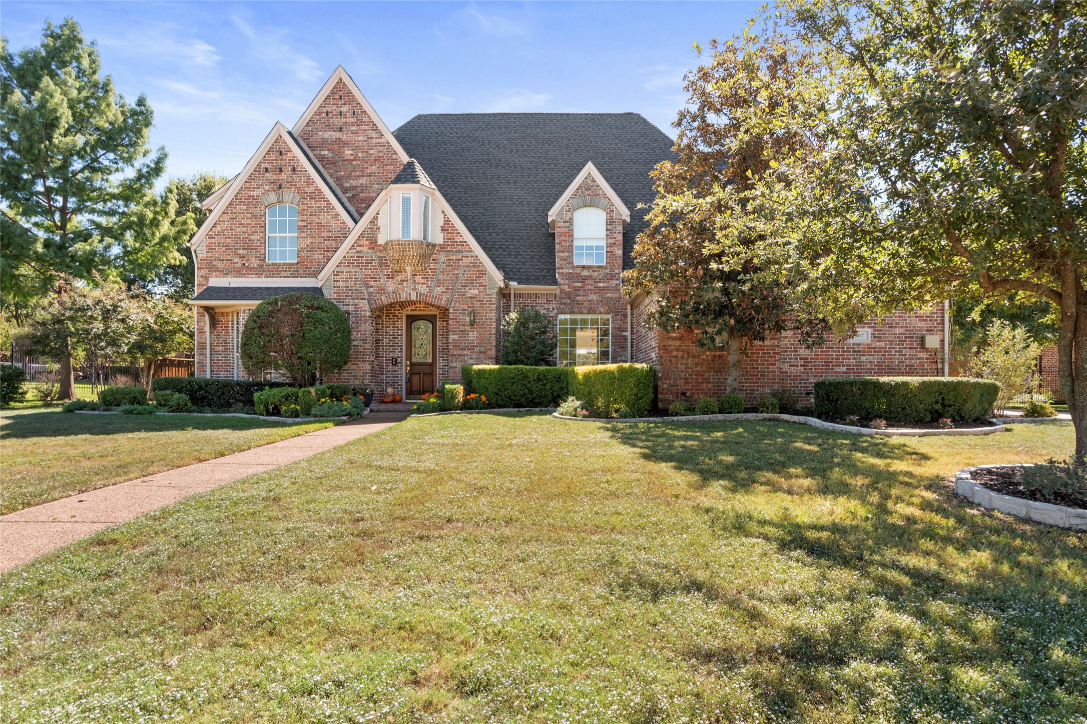 Southlake, Texas, 76092, United States, 5 Bedrooms Bedrooms, ,6 BathroomsBathrooms,Residential,For Sale,1962326