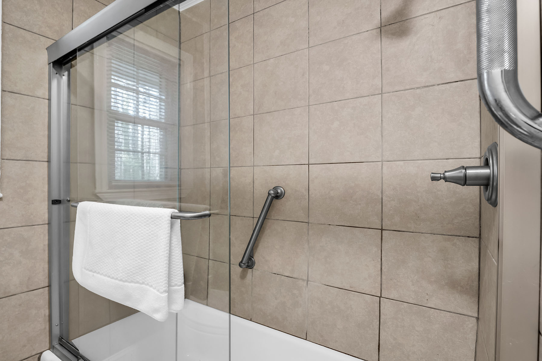  FLAT ROCK - 物件實景