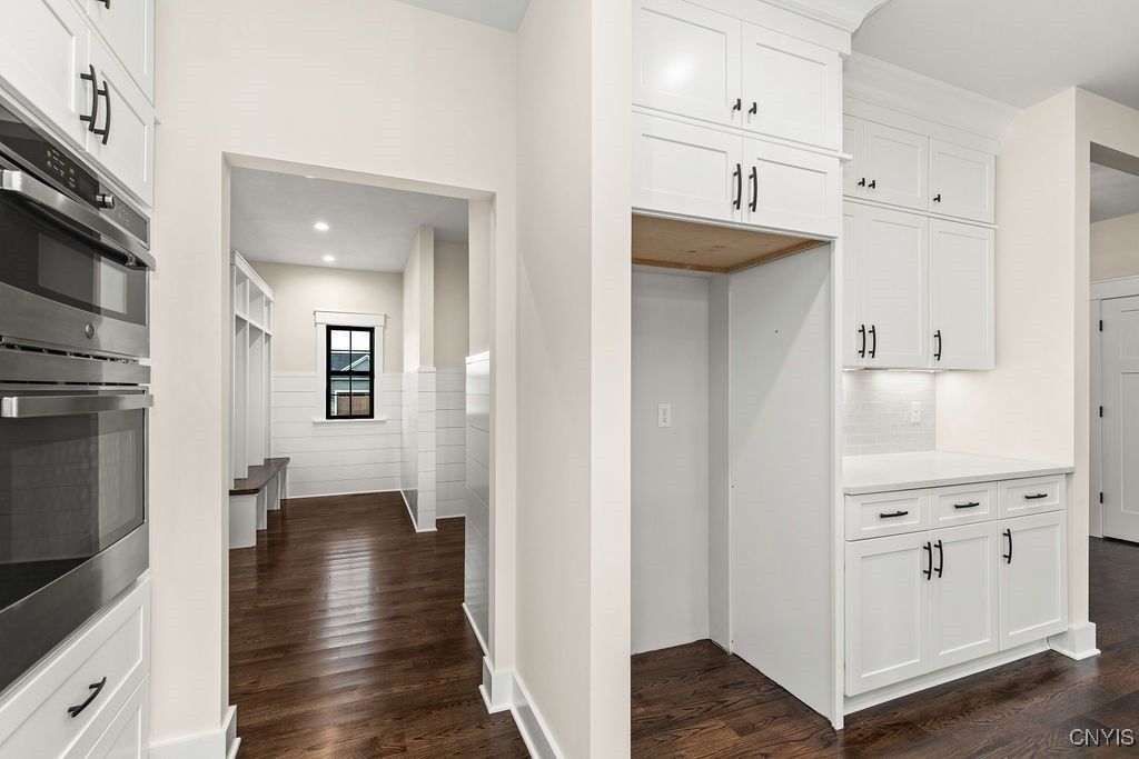 Baldwinsville, New York, 13027, United States, 4 Bedrooms Bedrooms, ,3 BathroomsBathrooms,Residential,For Sale,1991108